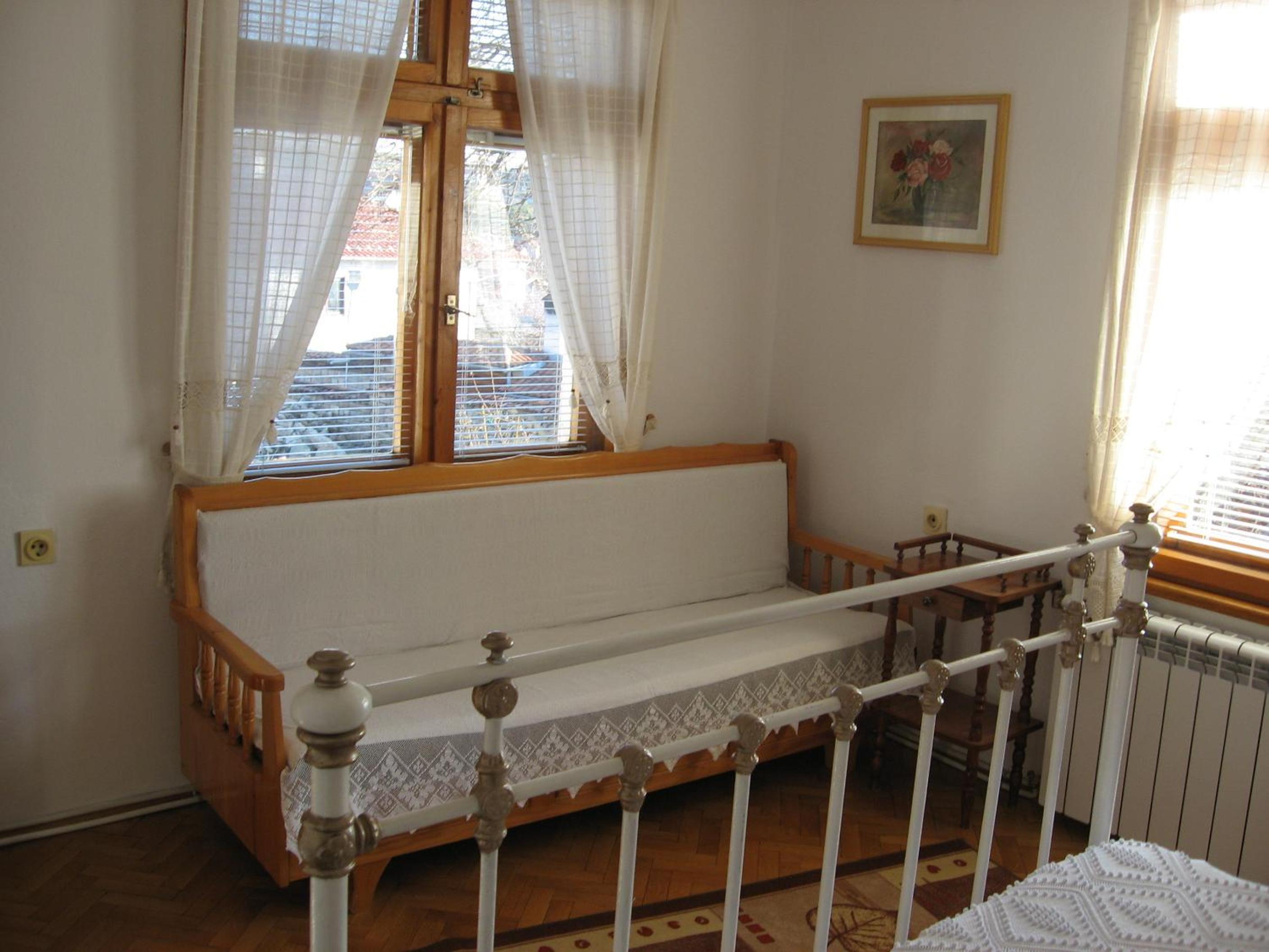 Triple Room with Shared Bathroom photo 2
