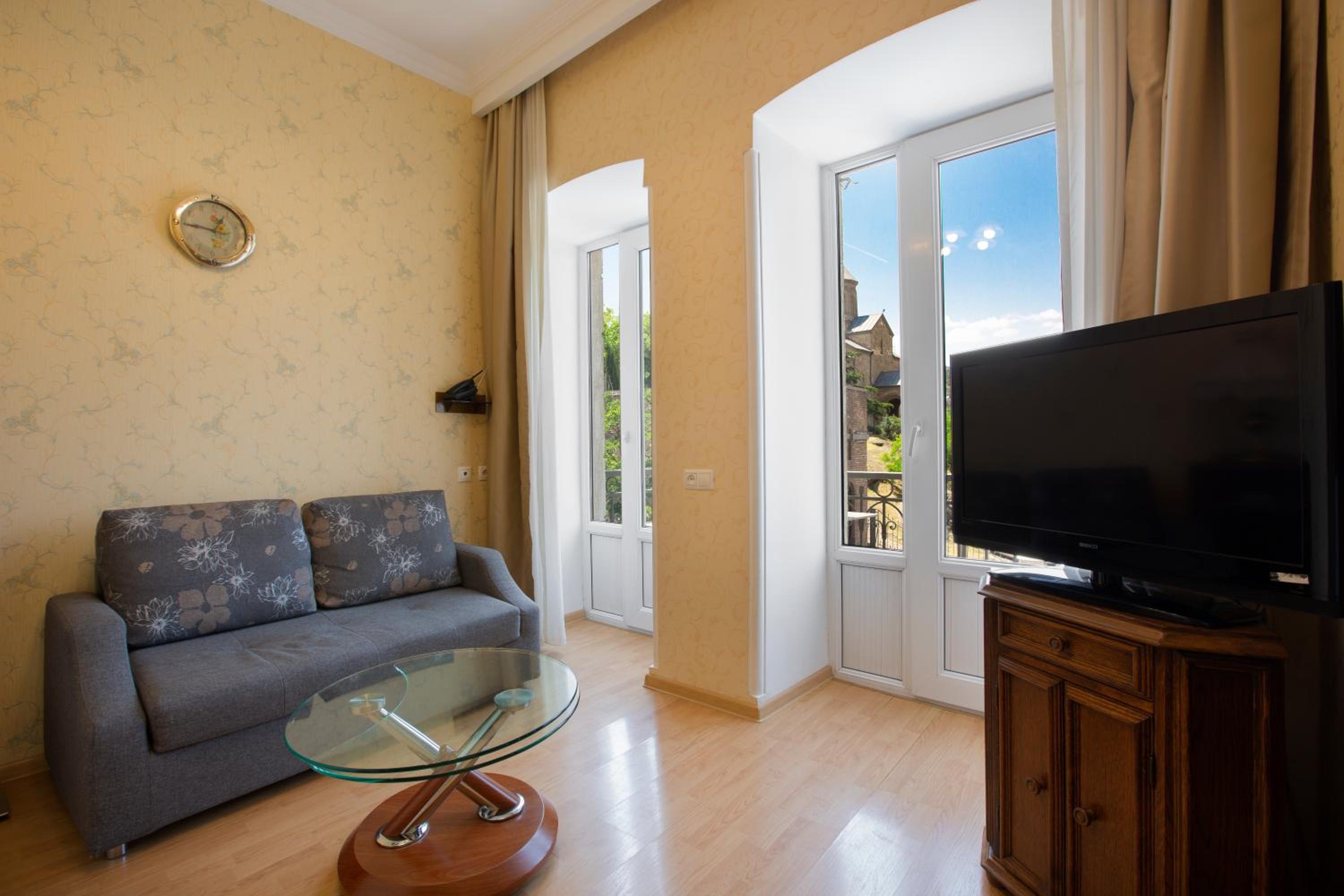 Junior Suite - Photo 8
