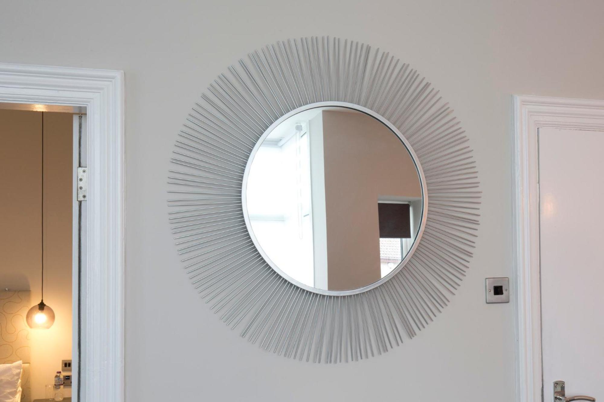 One-Bedroom Apartment - Photo 10