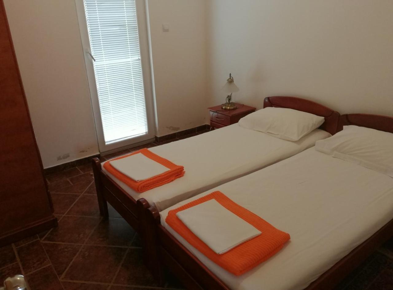 Two-Bedroom Apartment (4 Adults) photo 2