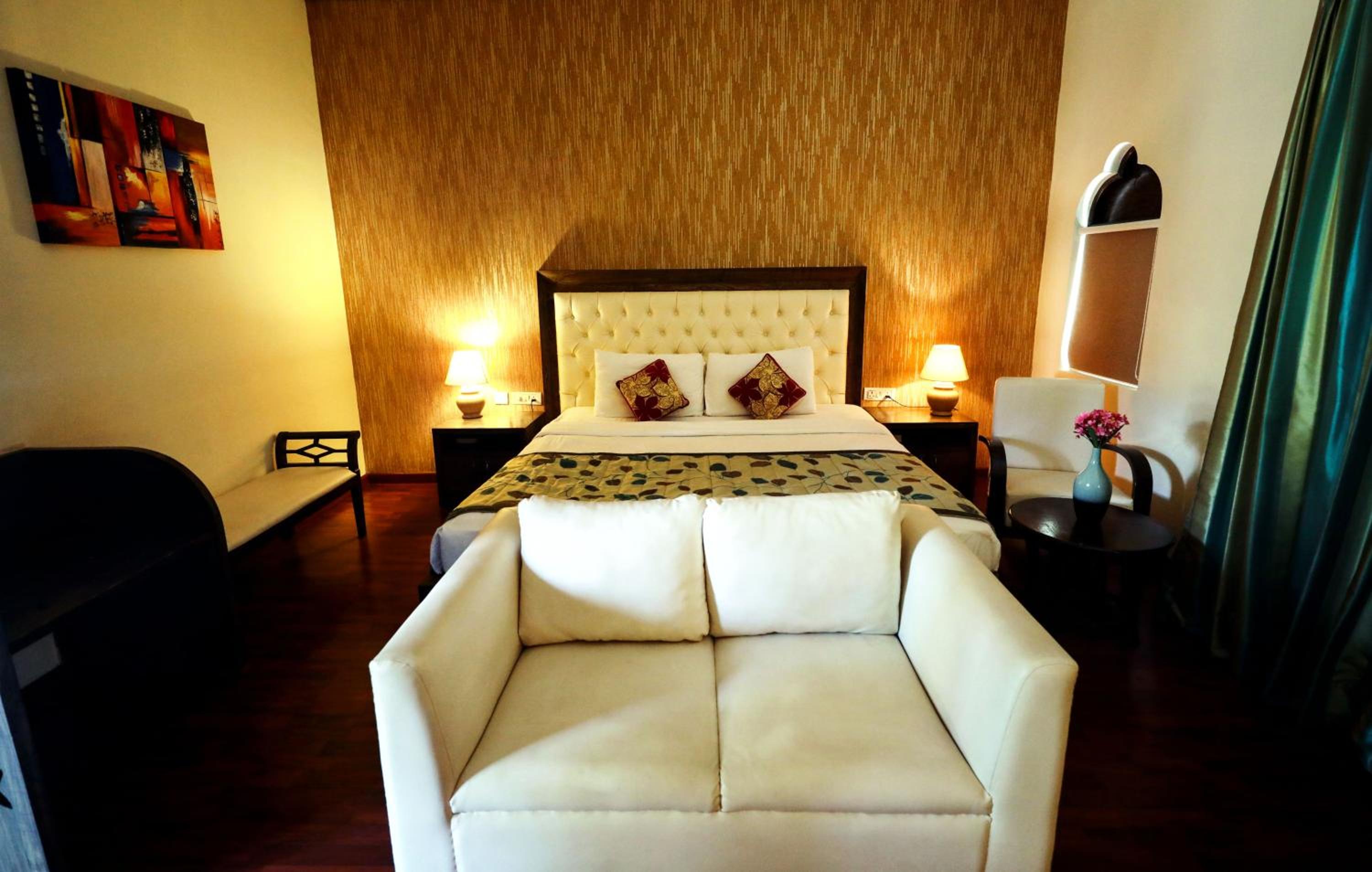 Hazel Suite - Photo 12