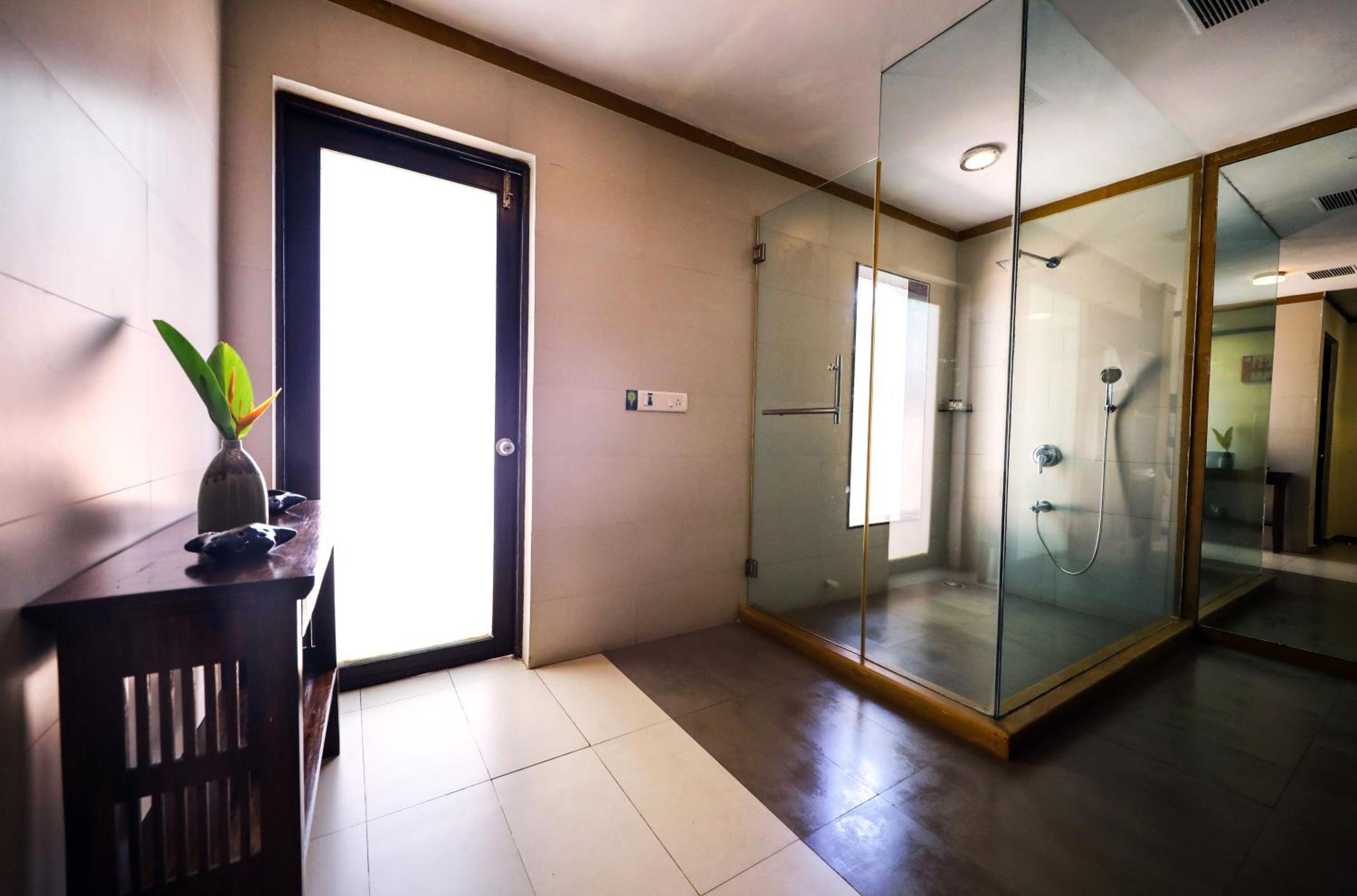 Hazel Suite - Photo 11