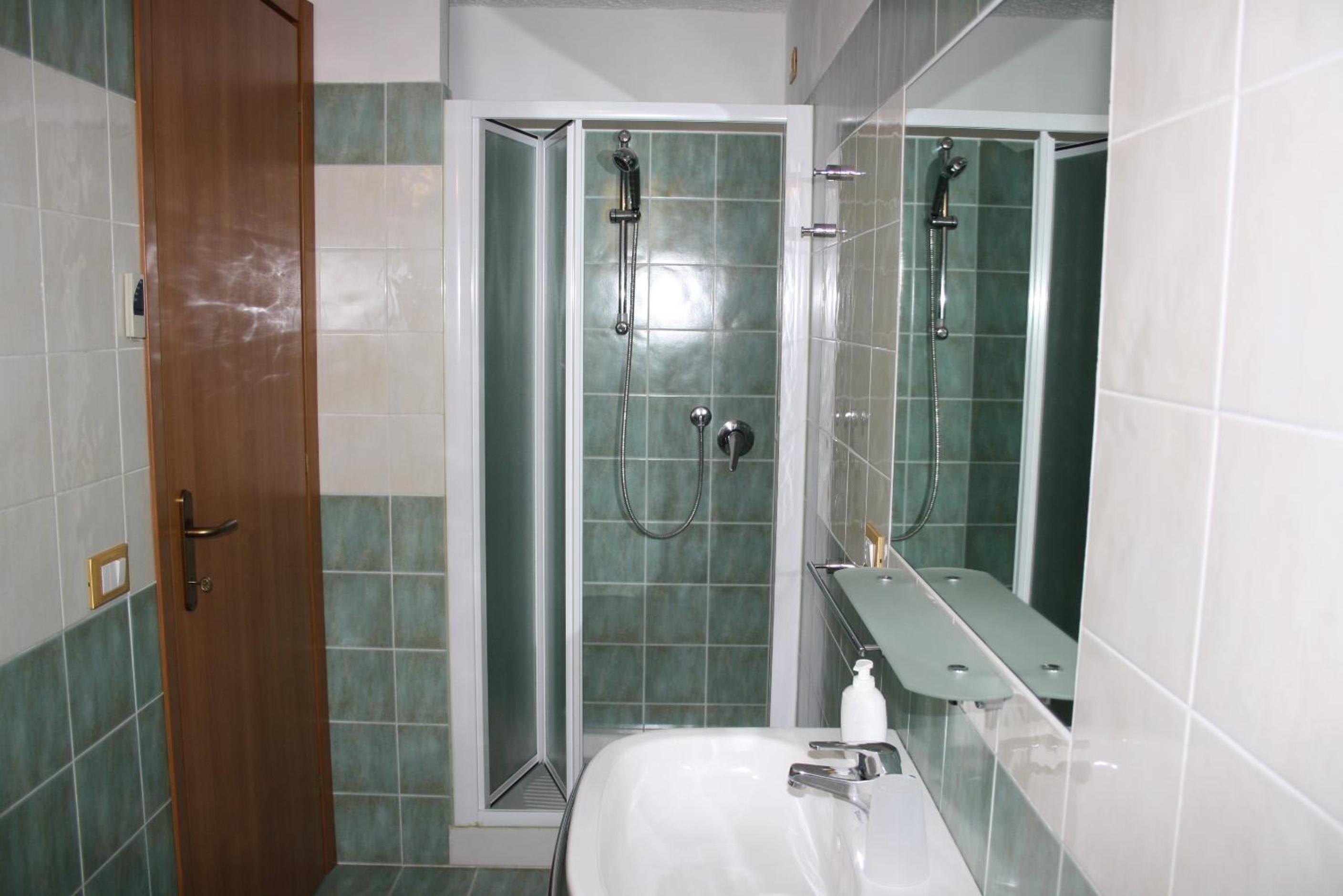 Quadruple Room photo 3