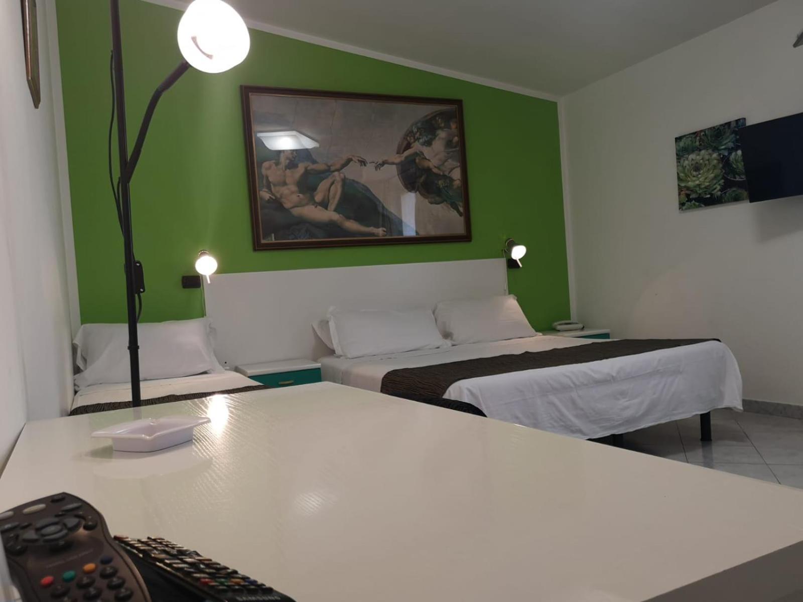 Double or Twin Room photo 2
