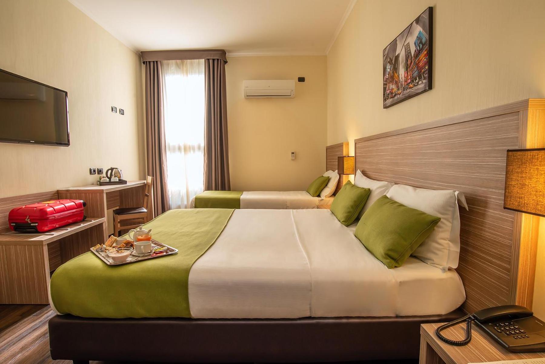 Superior Triple Room - Photo 2