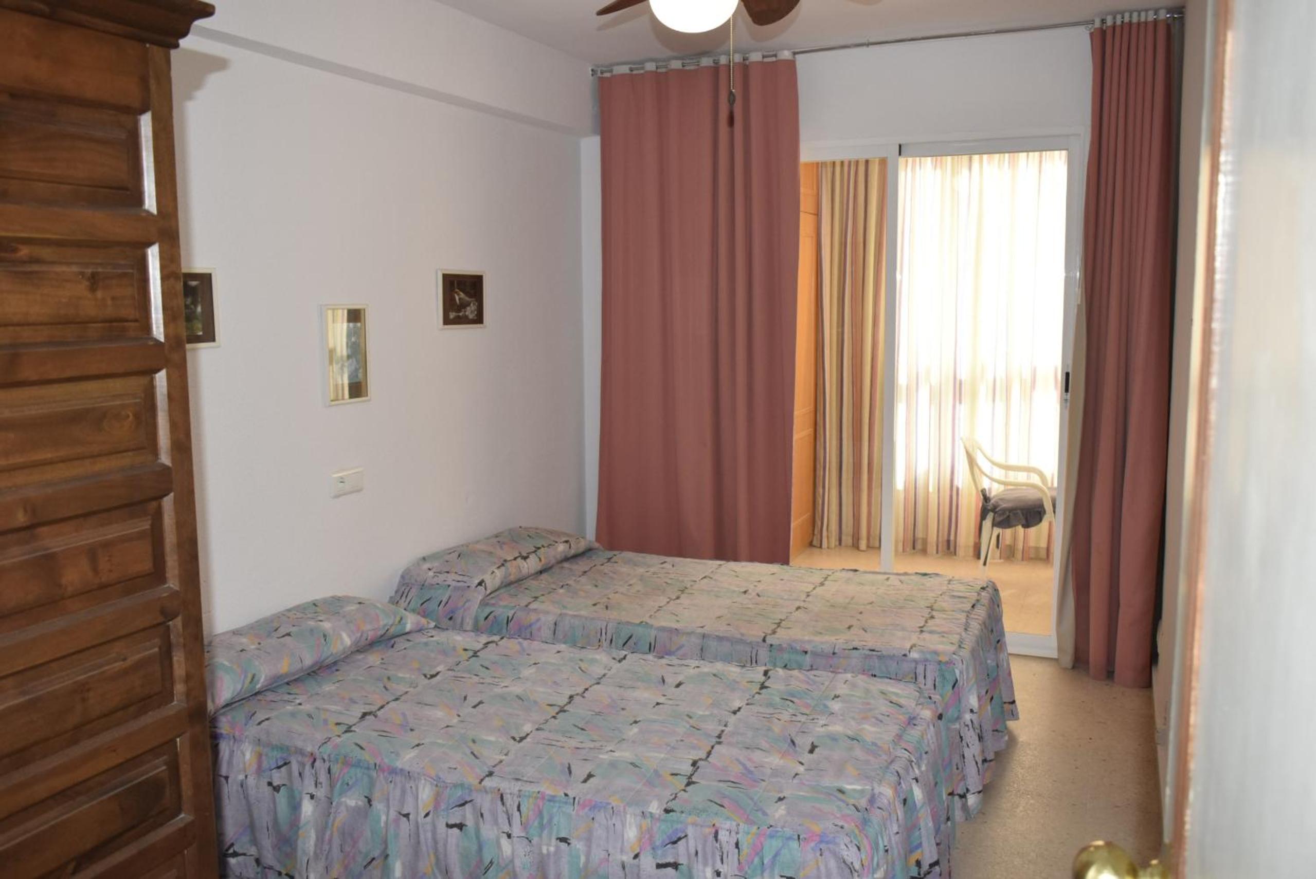 One-Bedroom Apartment - Photo 1