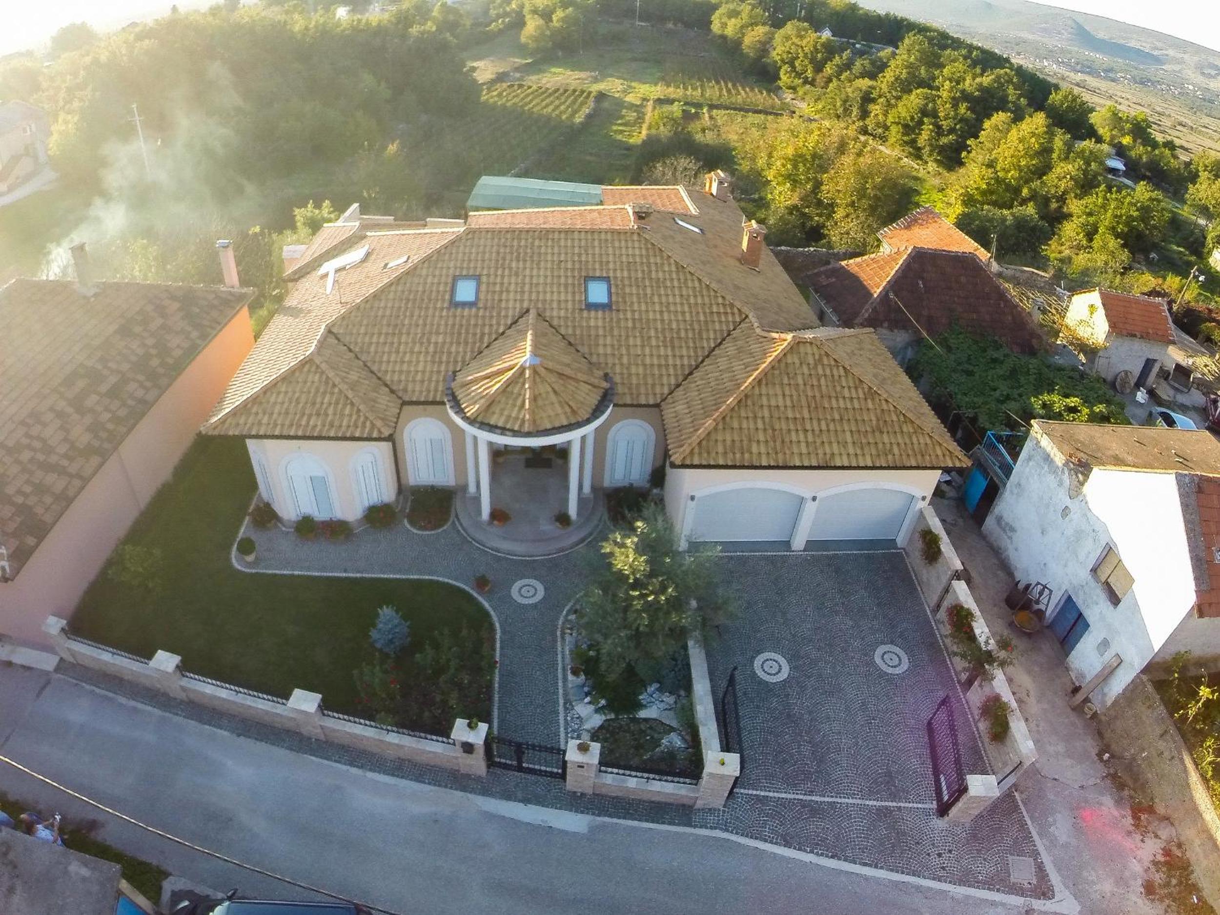 Villa - Photo 19