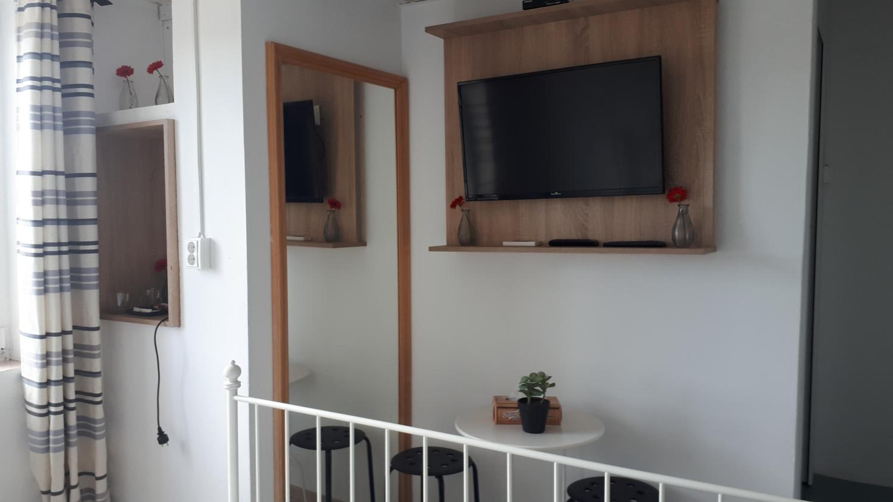 Double Room - Photo 35