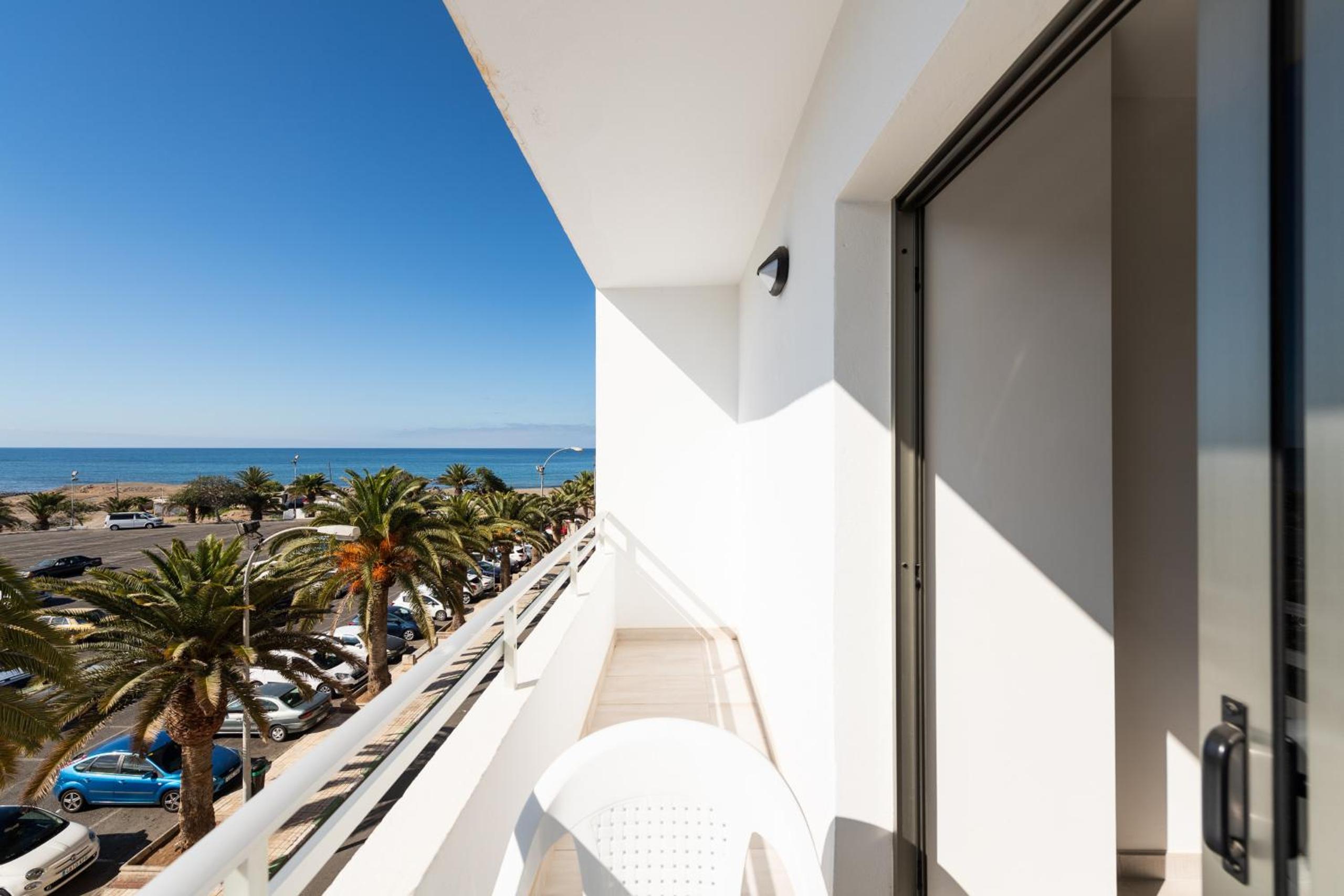 Apartment with Sea View photo 3