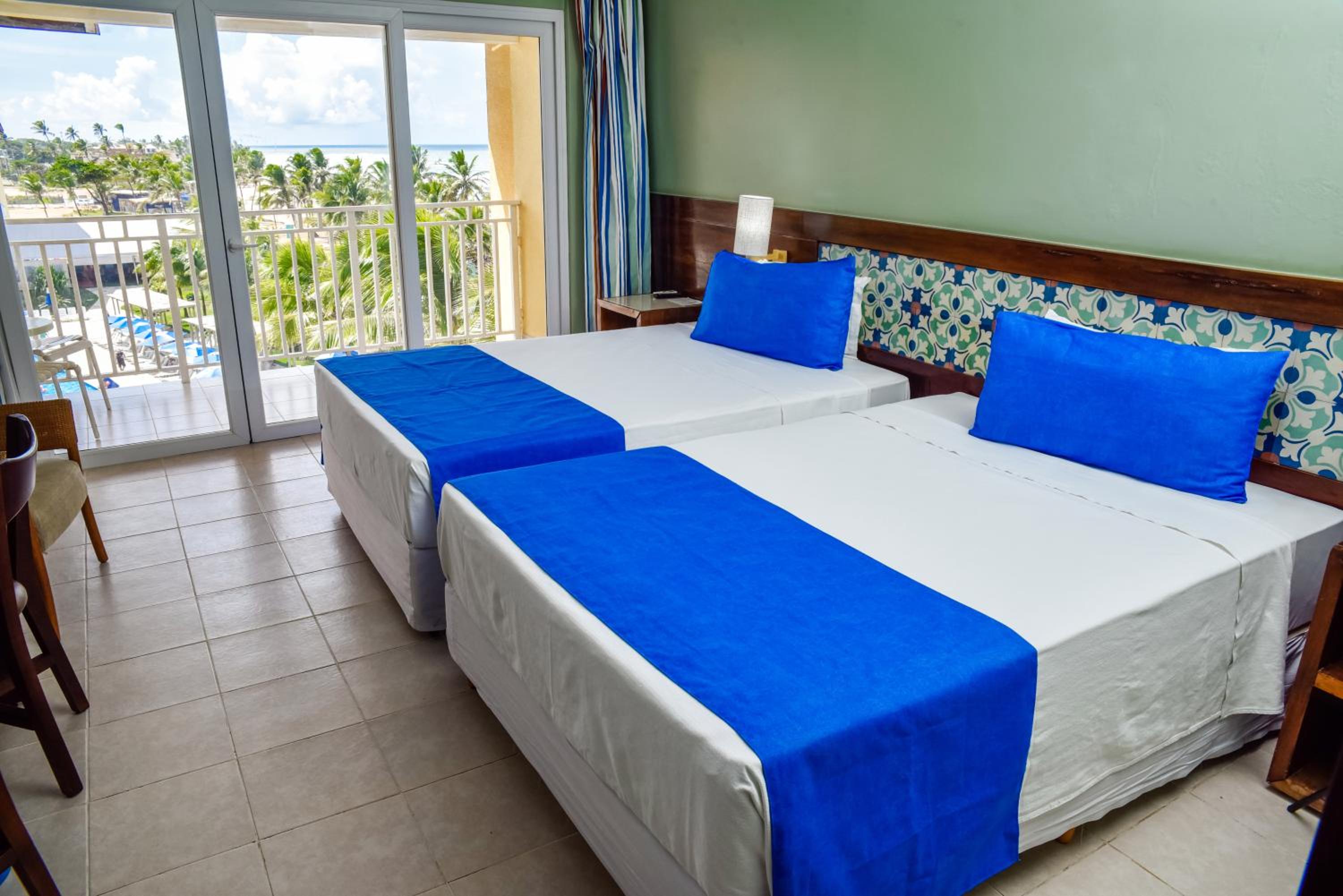 Superior Triple Room with Sea Side View - Photo 3