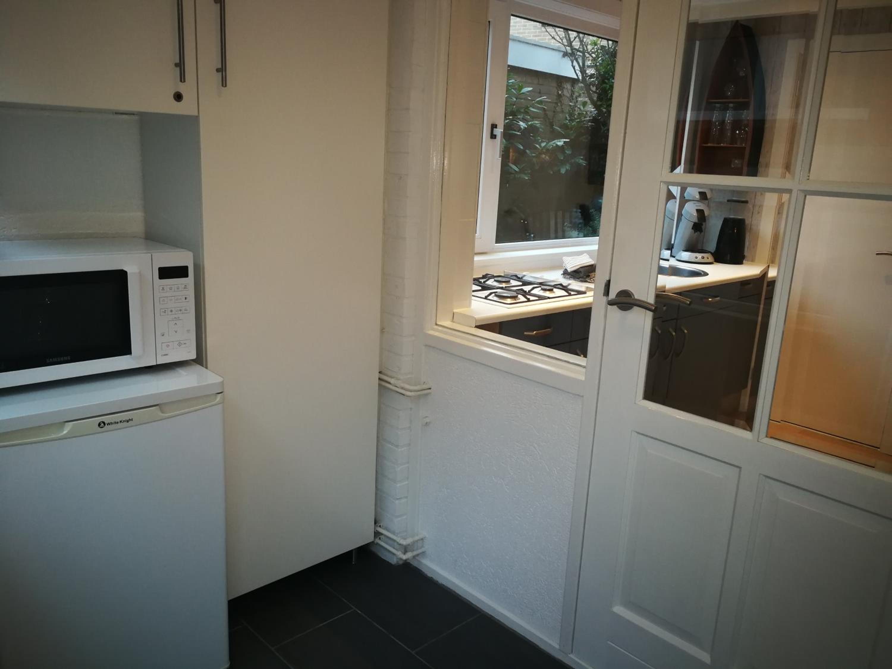 Two-Bedroom House photo 2