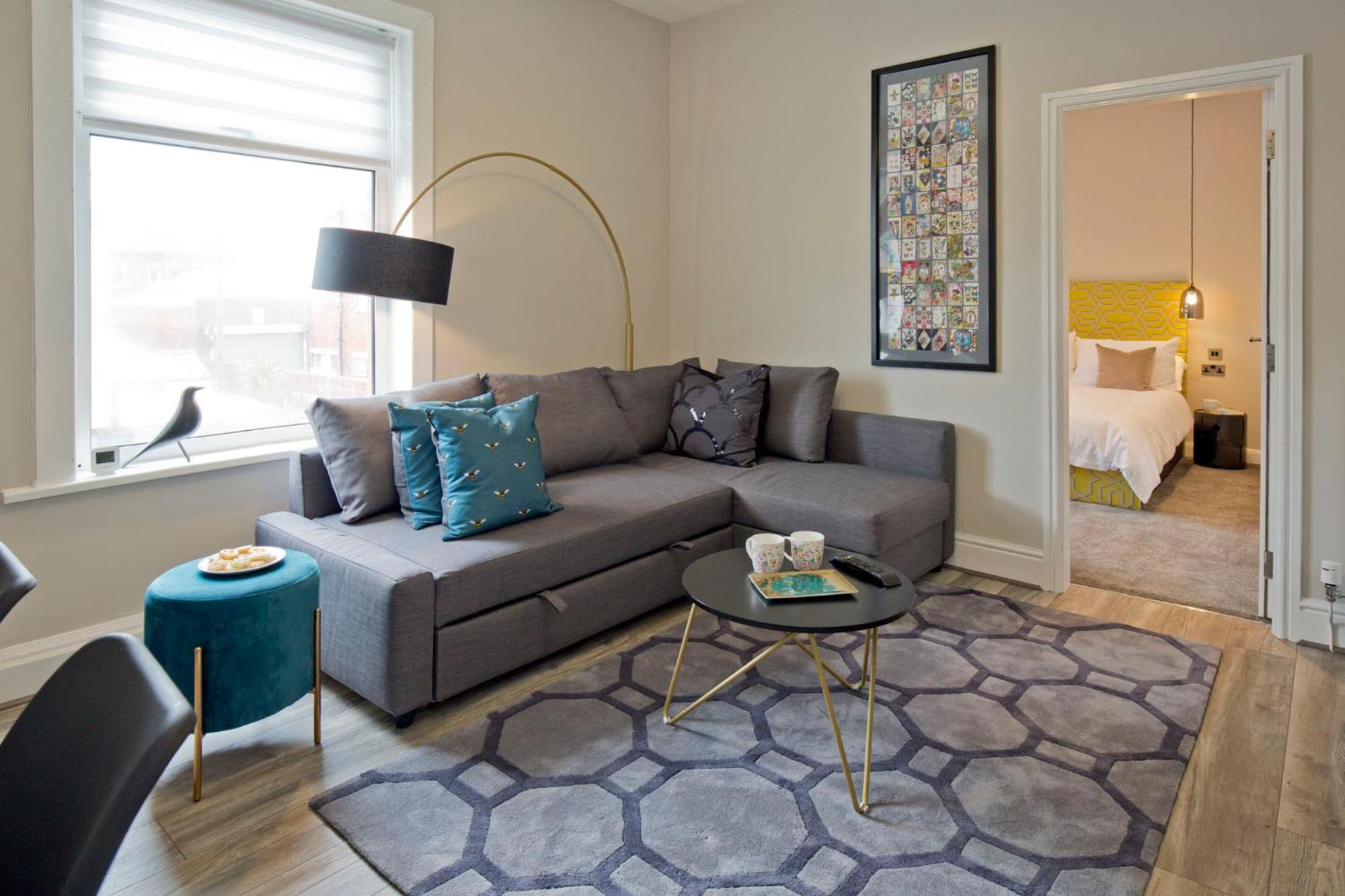 One-Bedroom Apartment - Photo 13