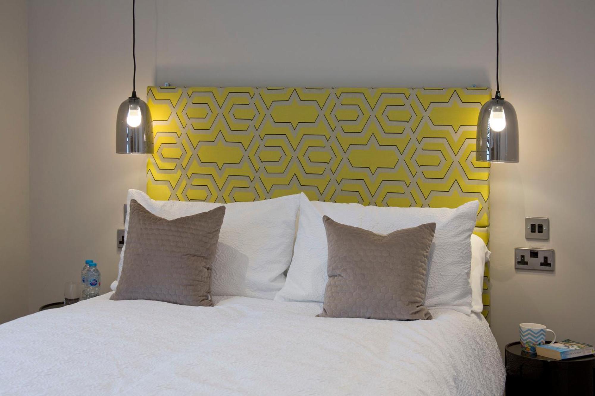 One-Bedroom Apartment - Photo 17