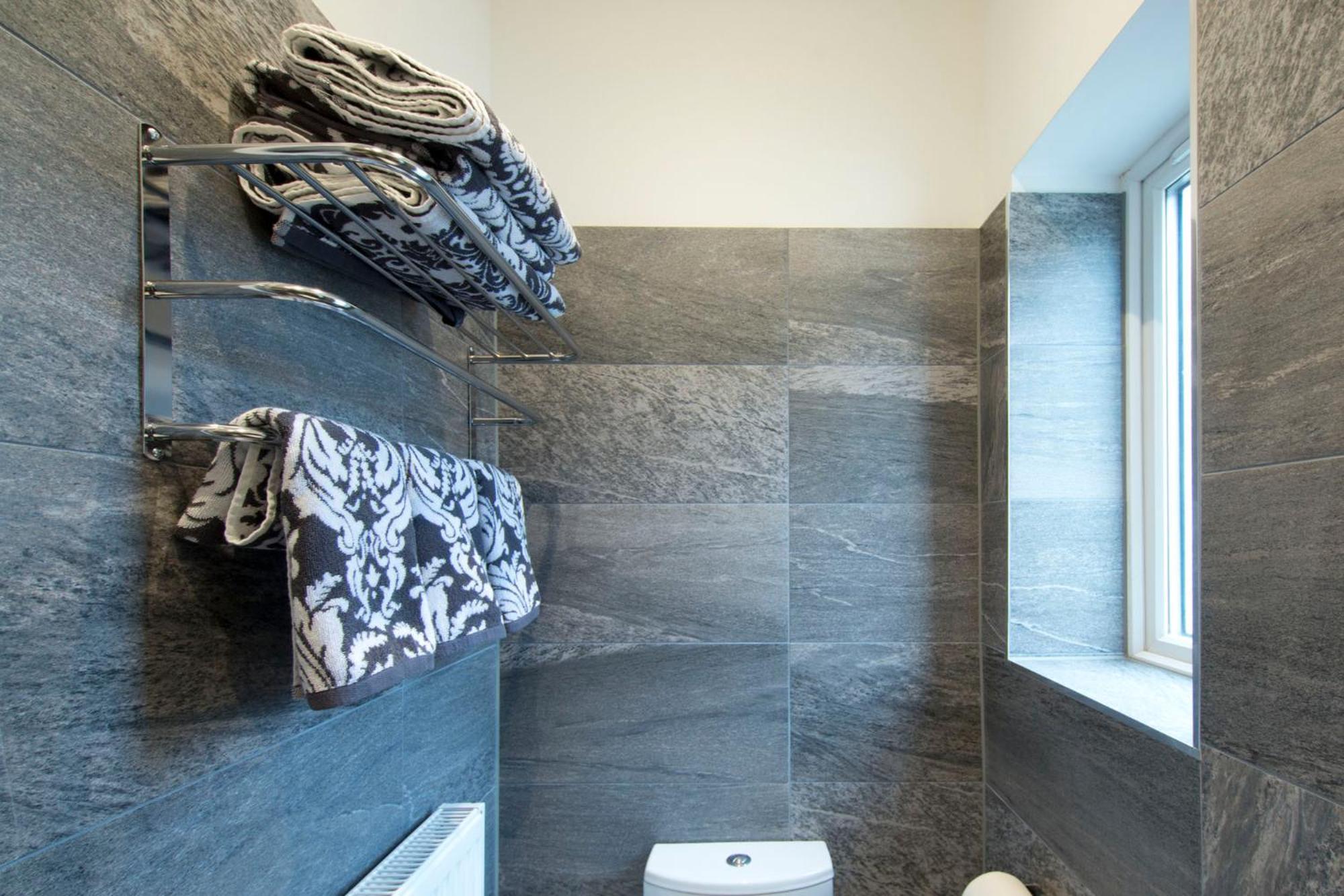 One-Bedroom Apartment - Photo 4