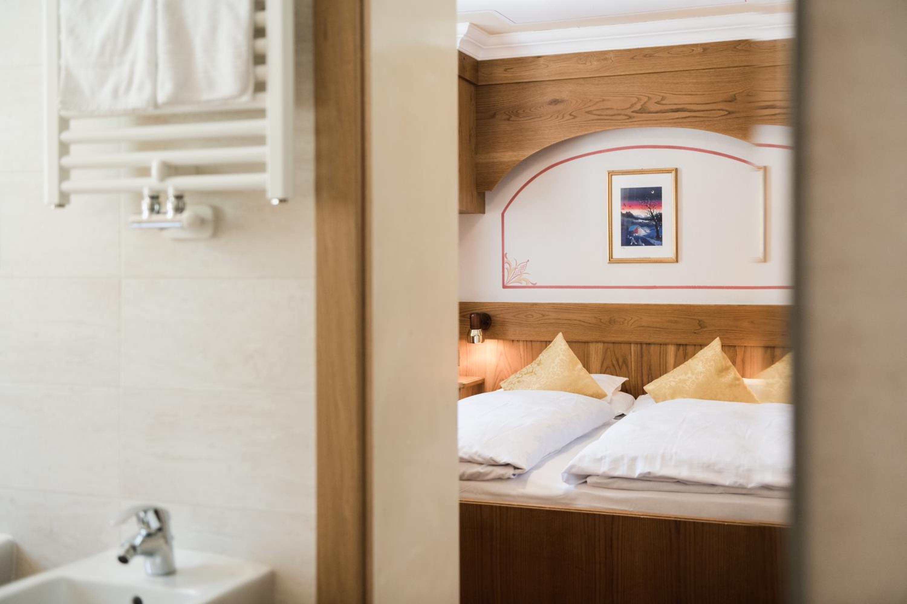 Economy Double Room - Photo 1