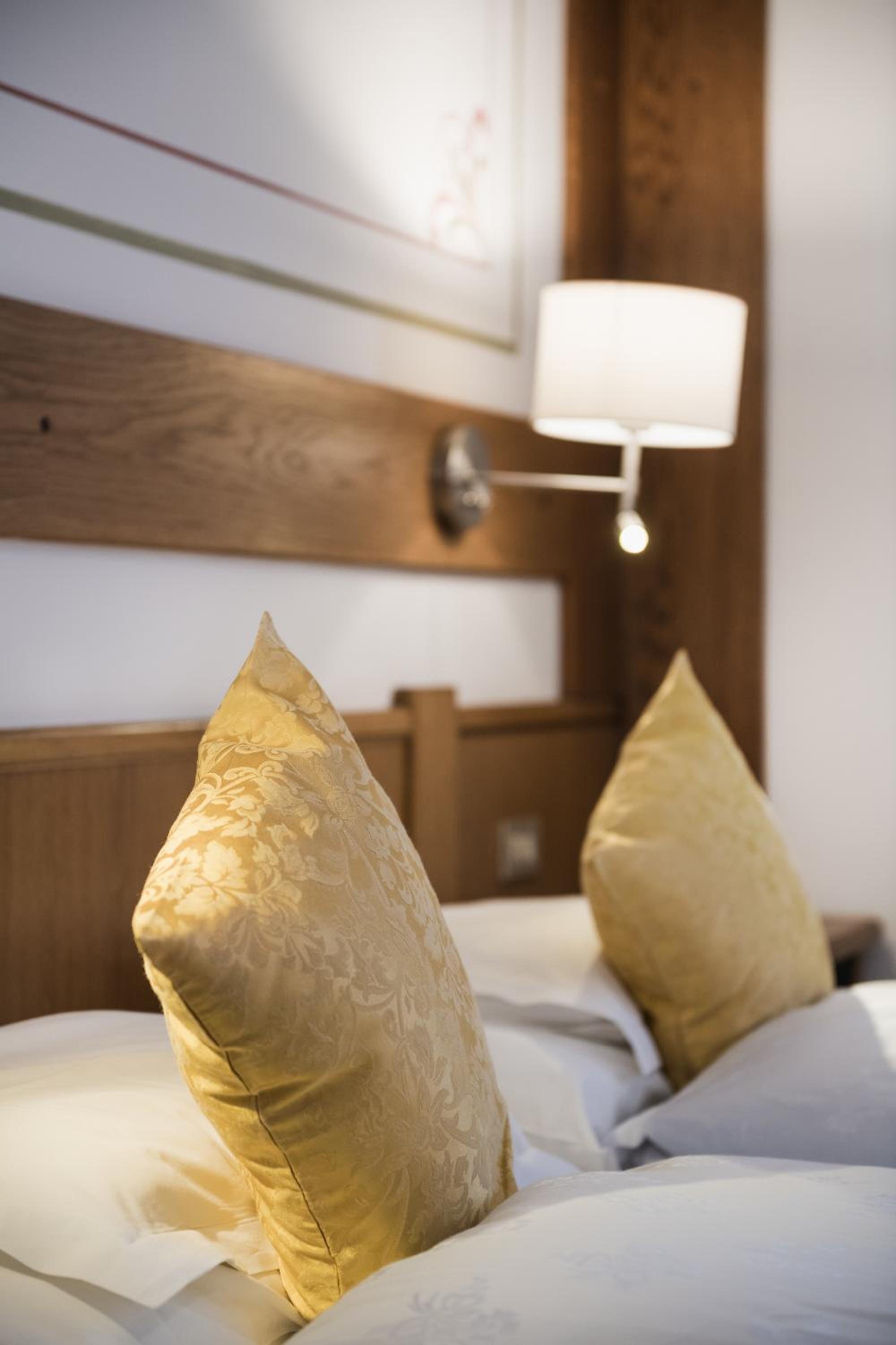 Economy Double Room - Photo 8