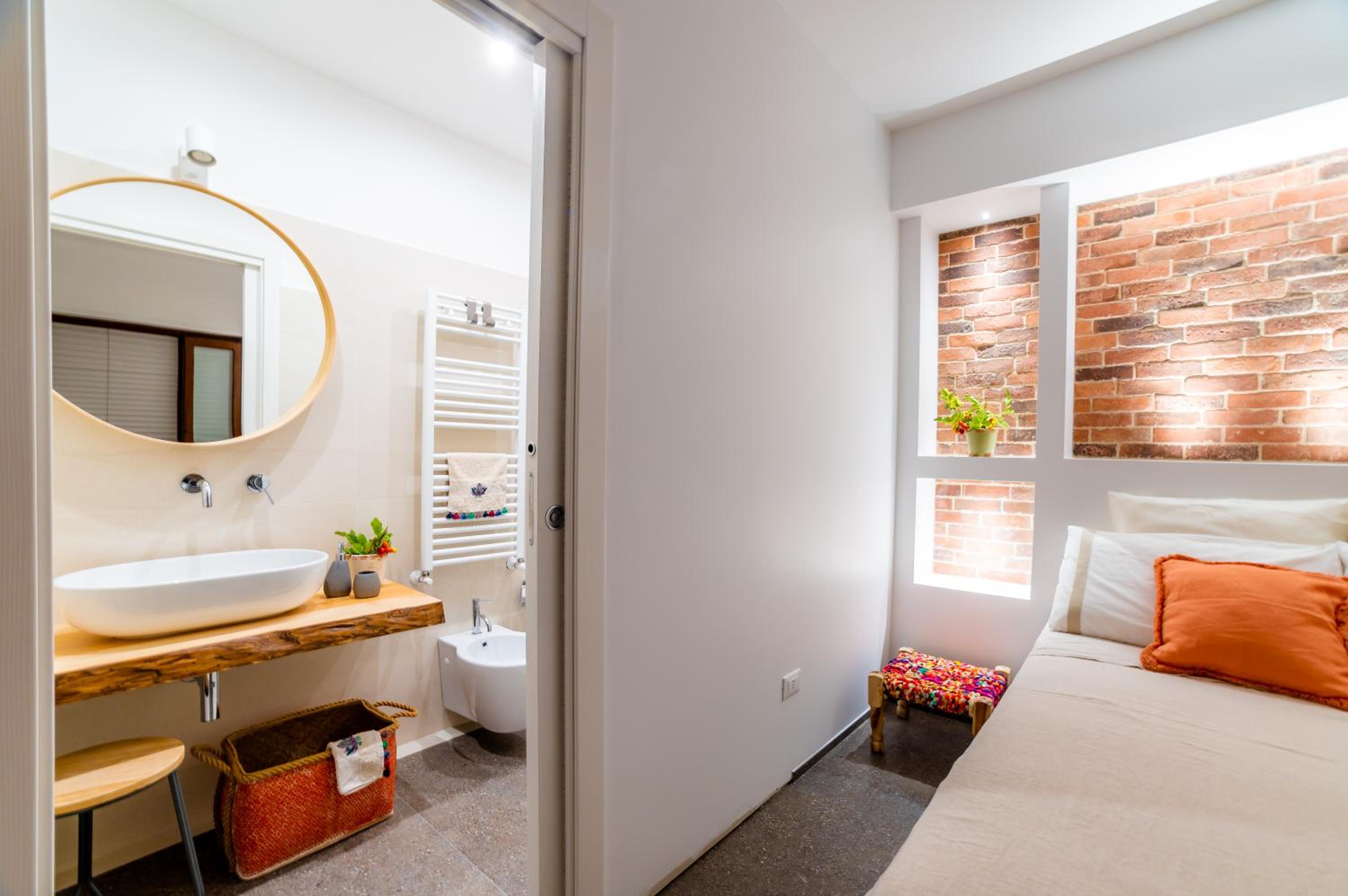 Double Room with Garden View - Photo 12