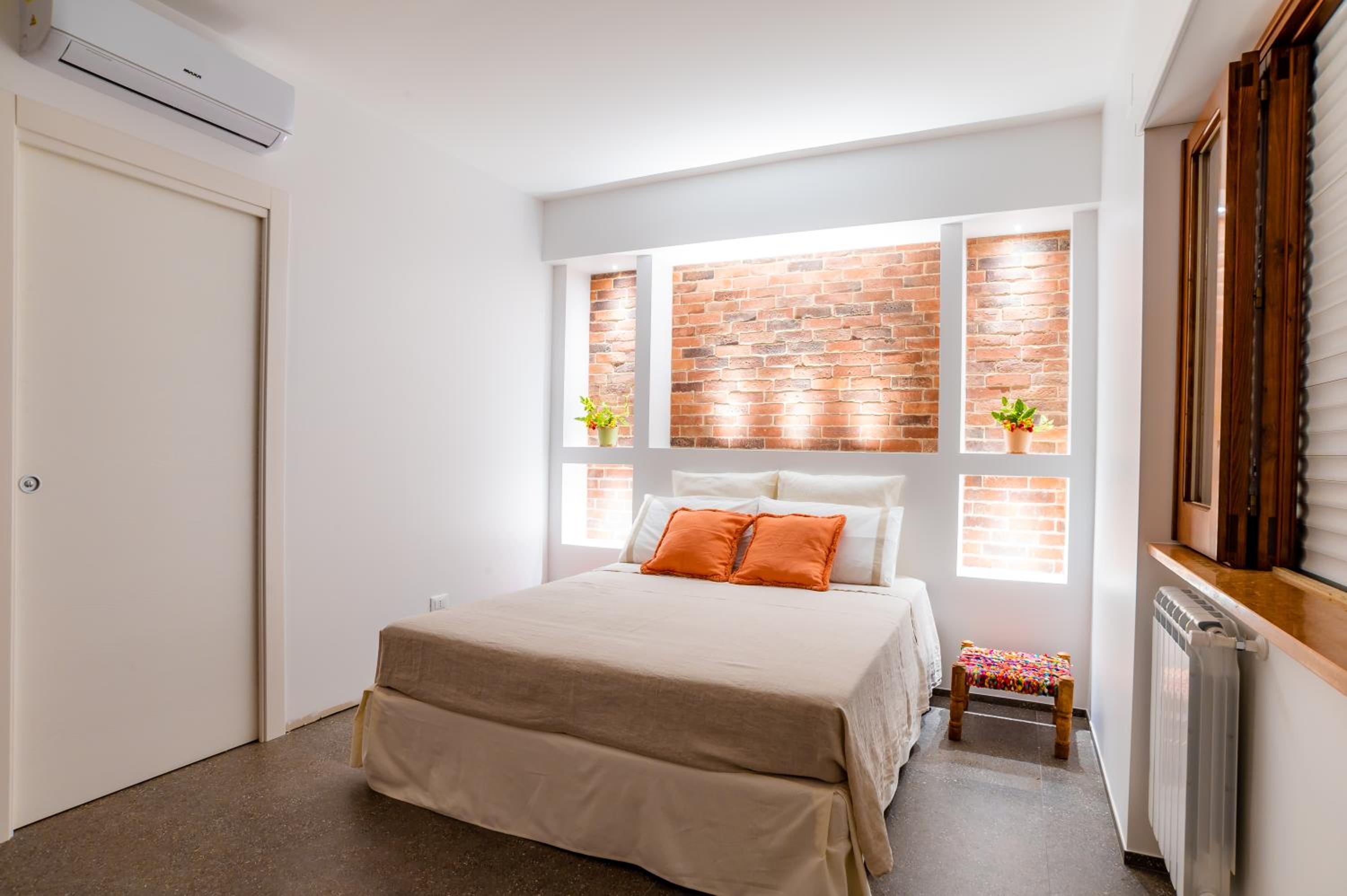 Double Room with Garden View - Photo 8
