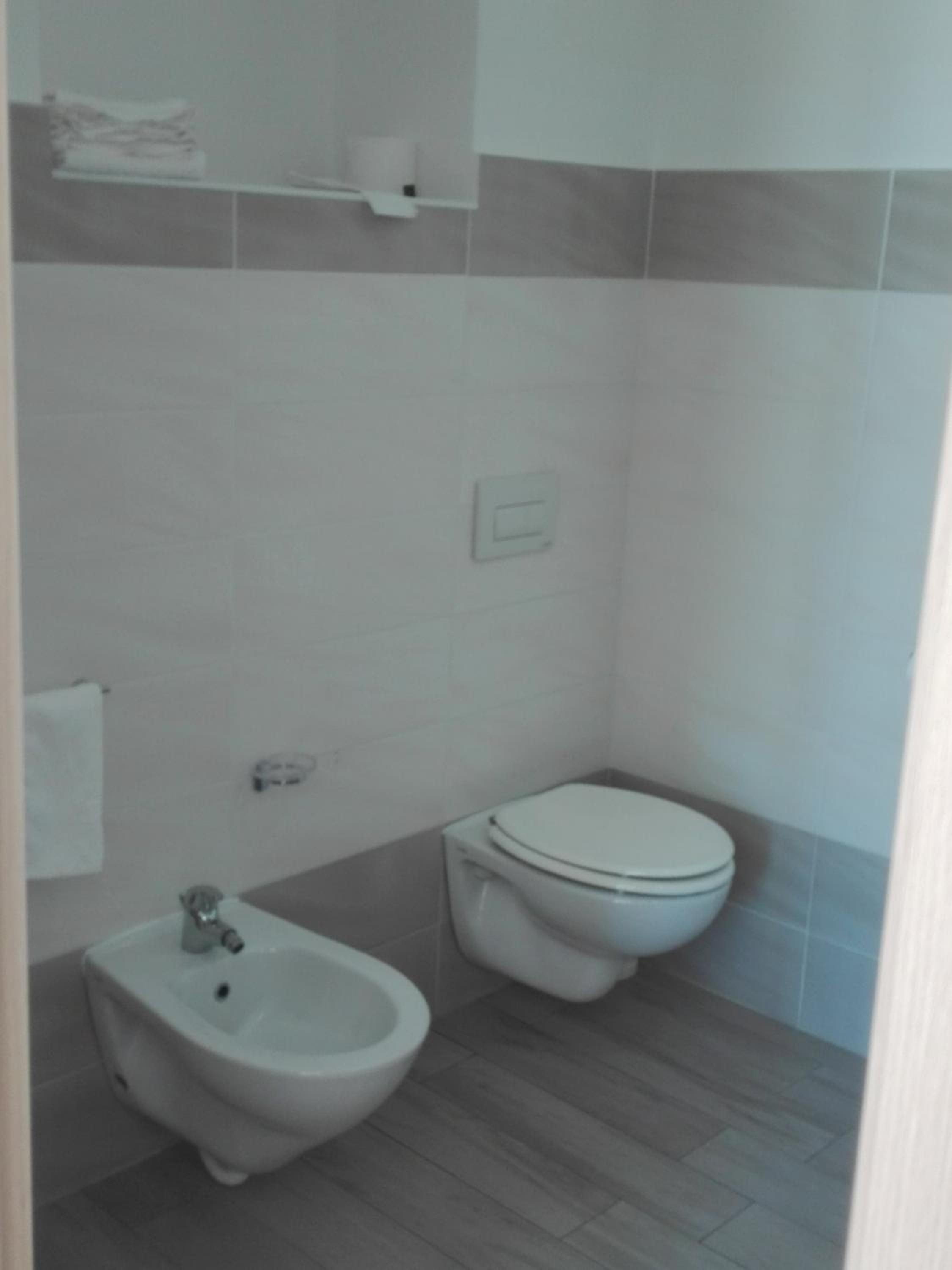 Double or Twin Room - Photo 2