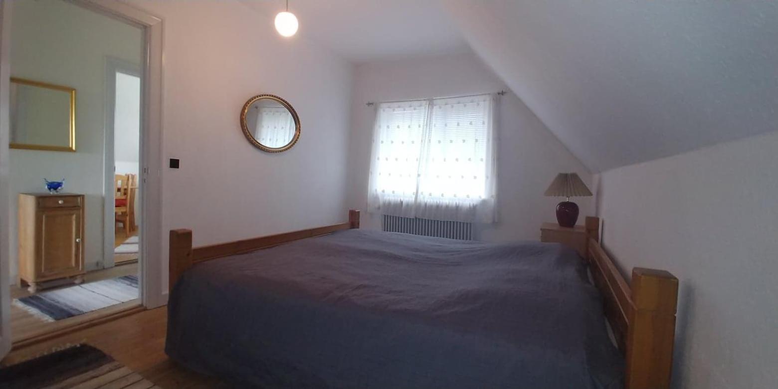 One-Bedroom Apartment - Photo 11