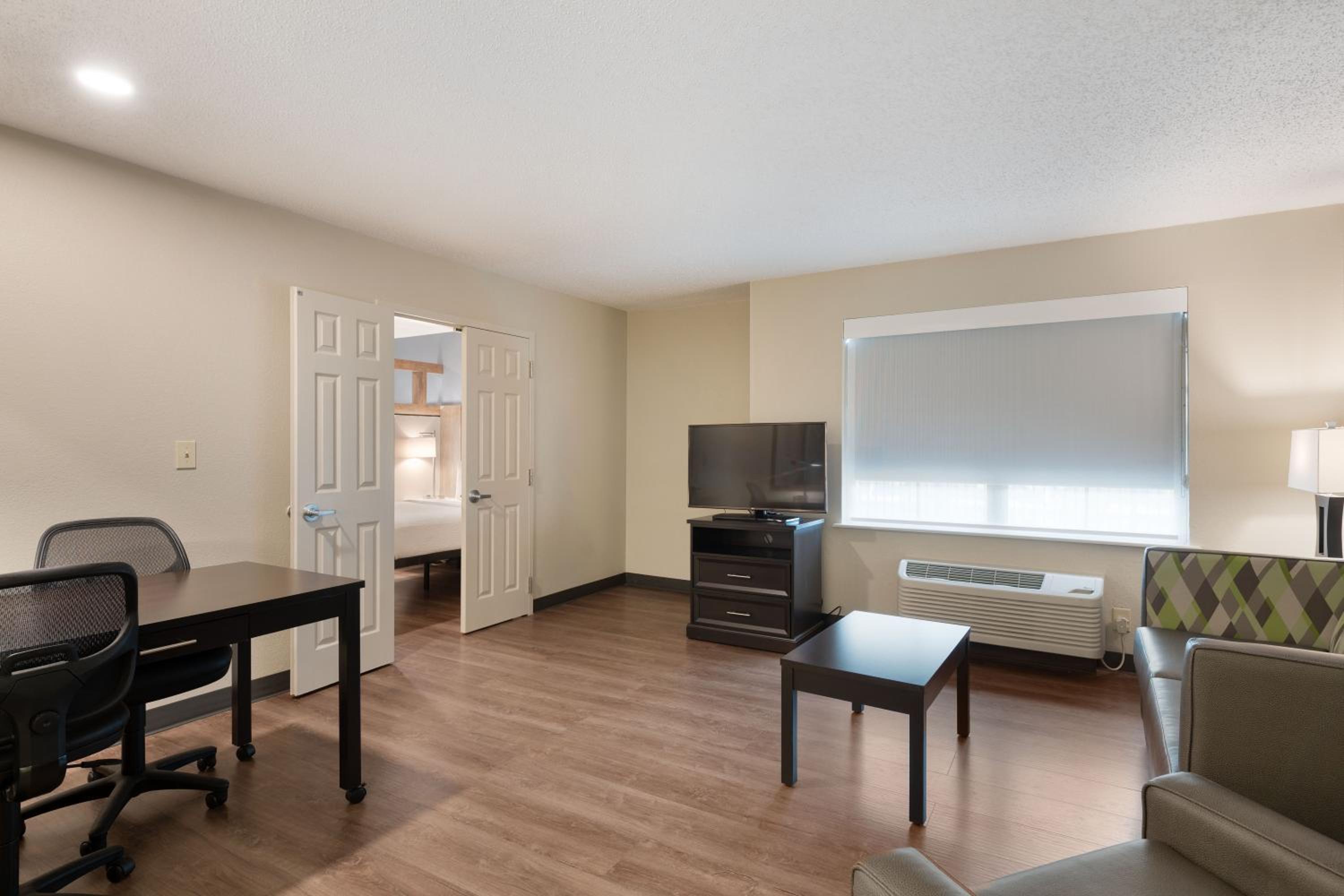 One Bedroom Suite with Two Double Beds - Non-Smoking - Photo 7