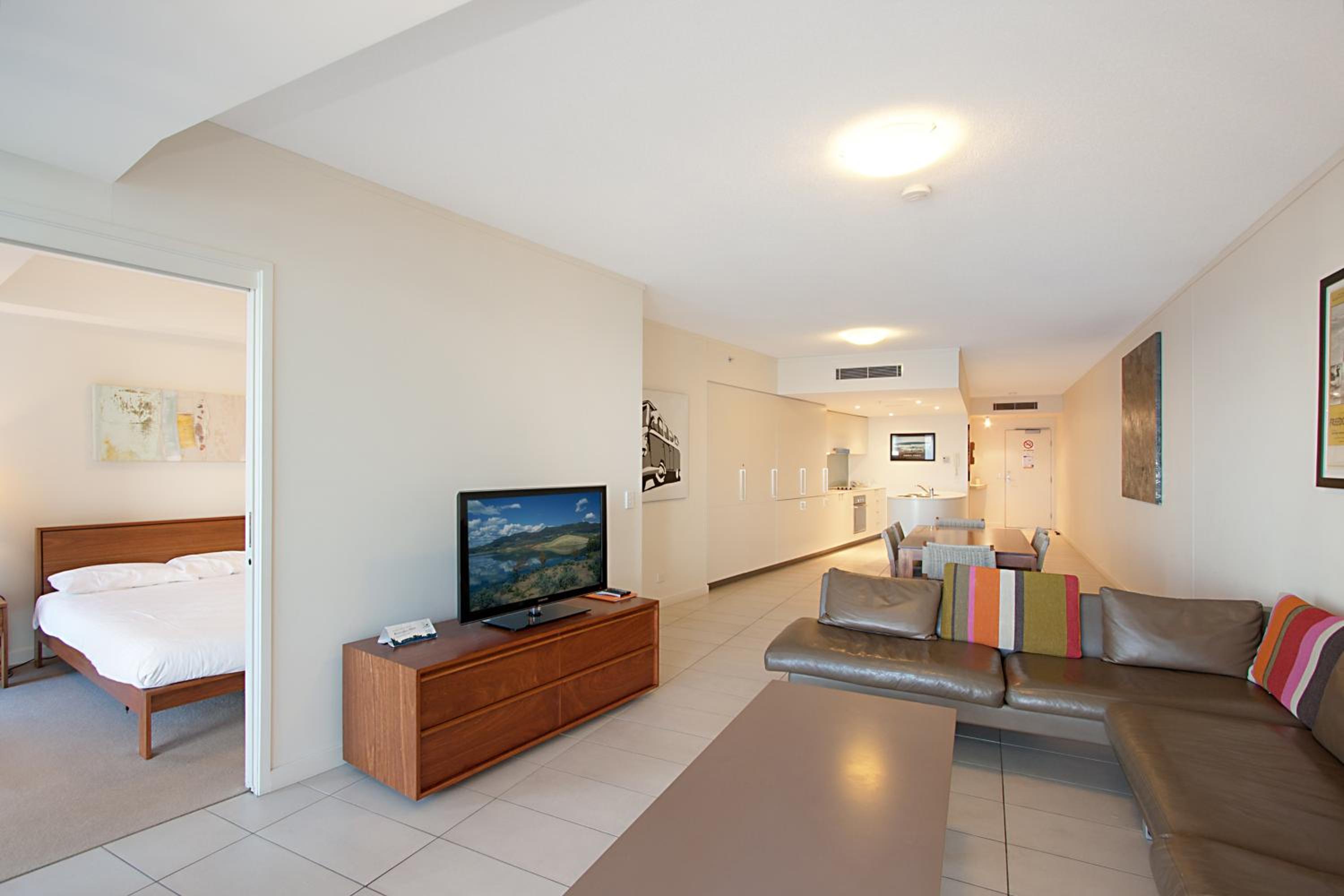 Two-Bedroom Apartment with Beach View - Photo 16