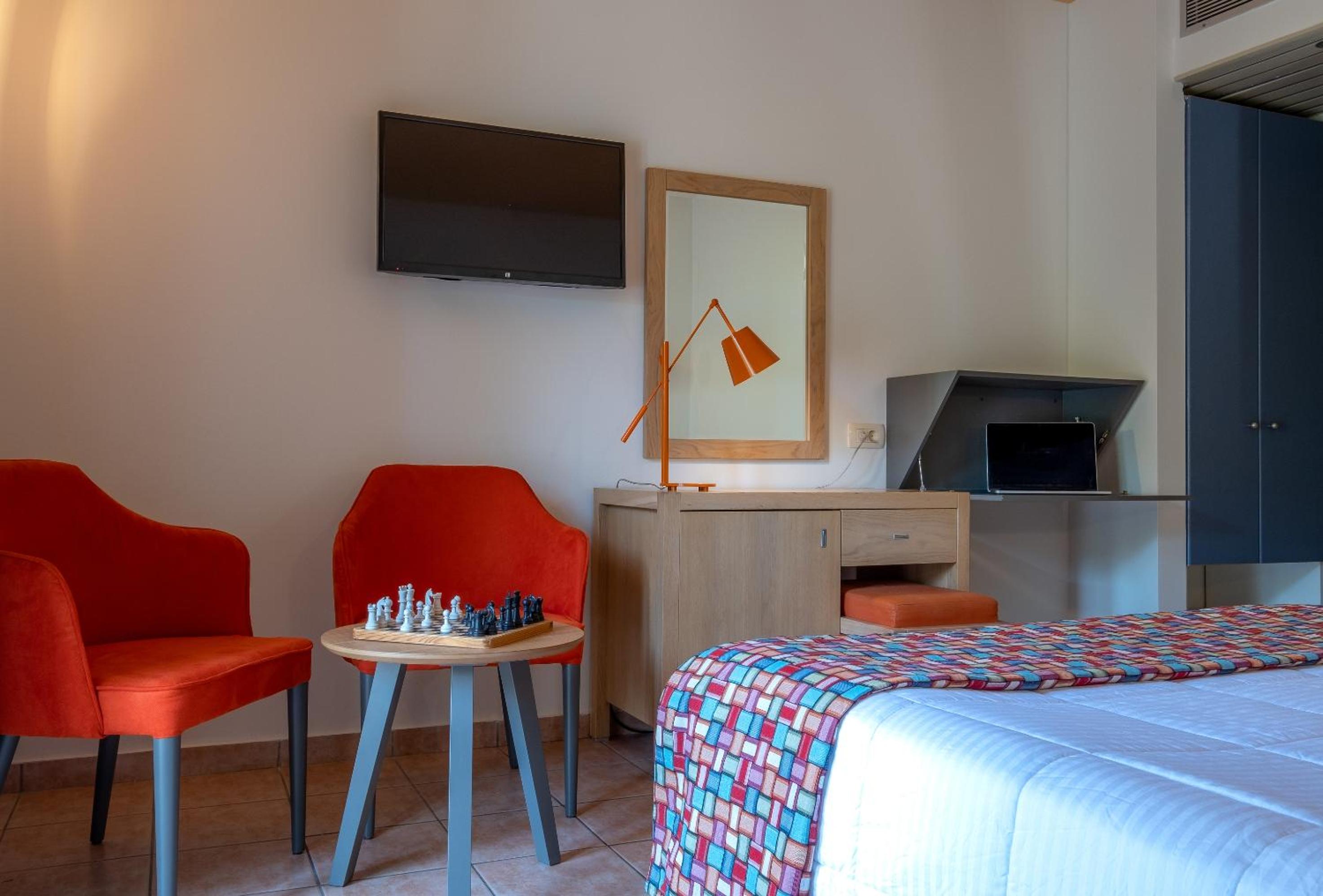 Double Room with Garden View - Photo 4