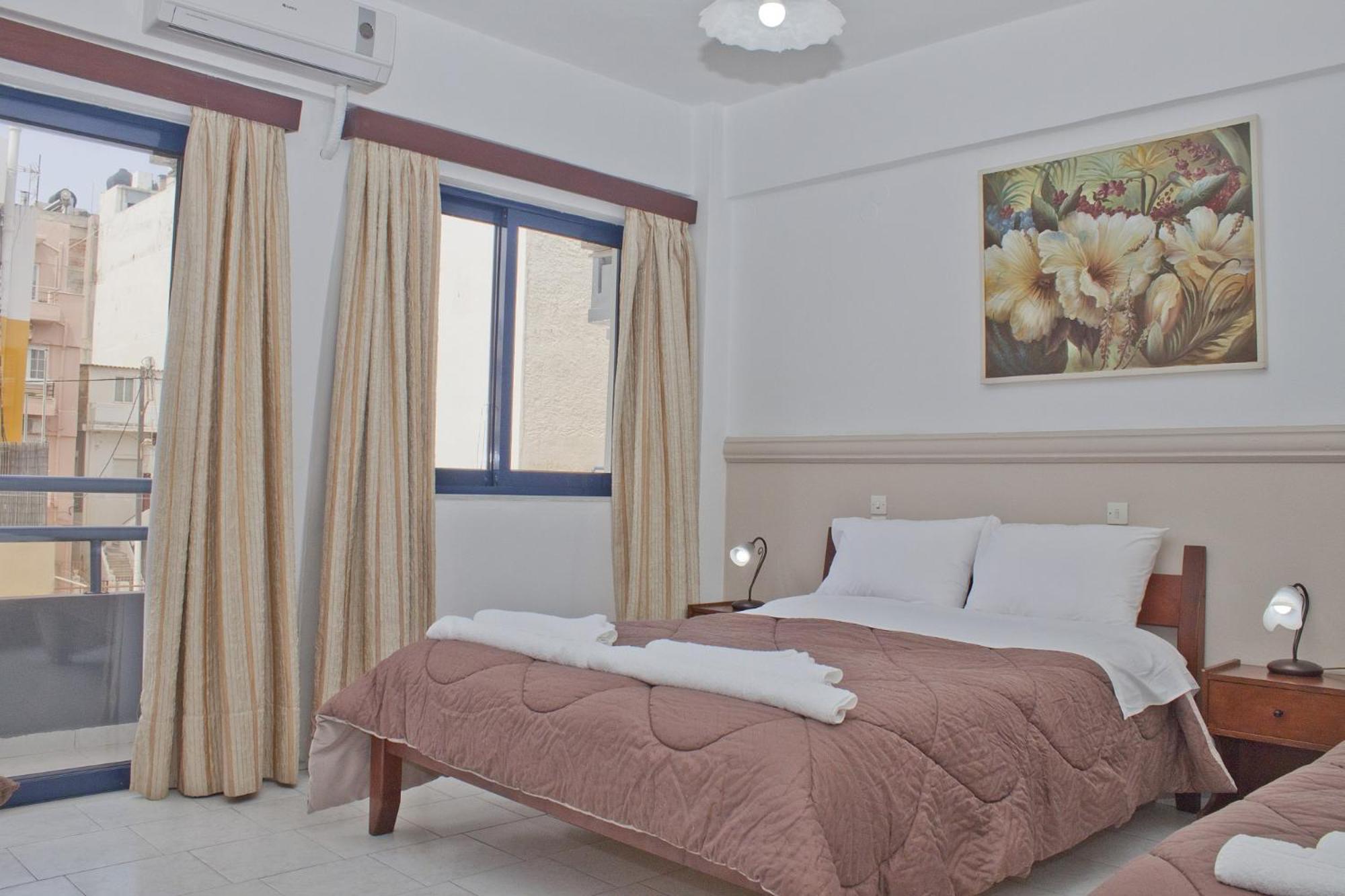 Triple Room with City View