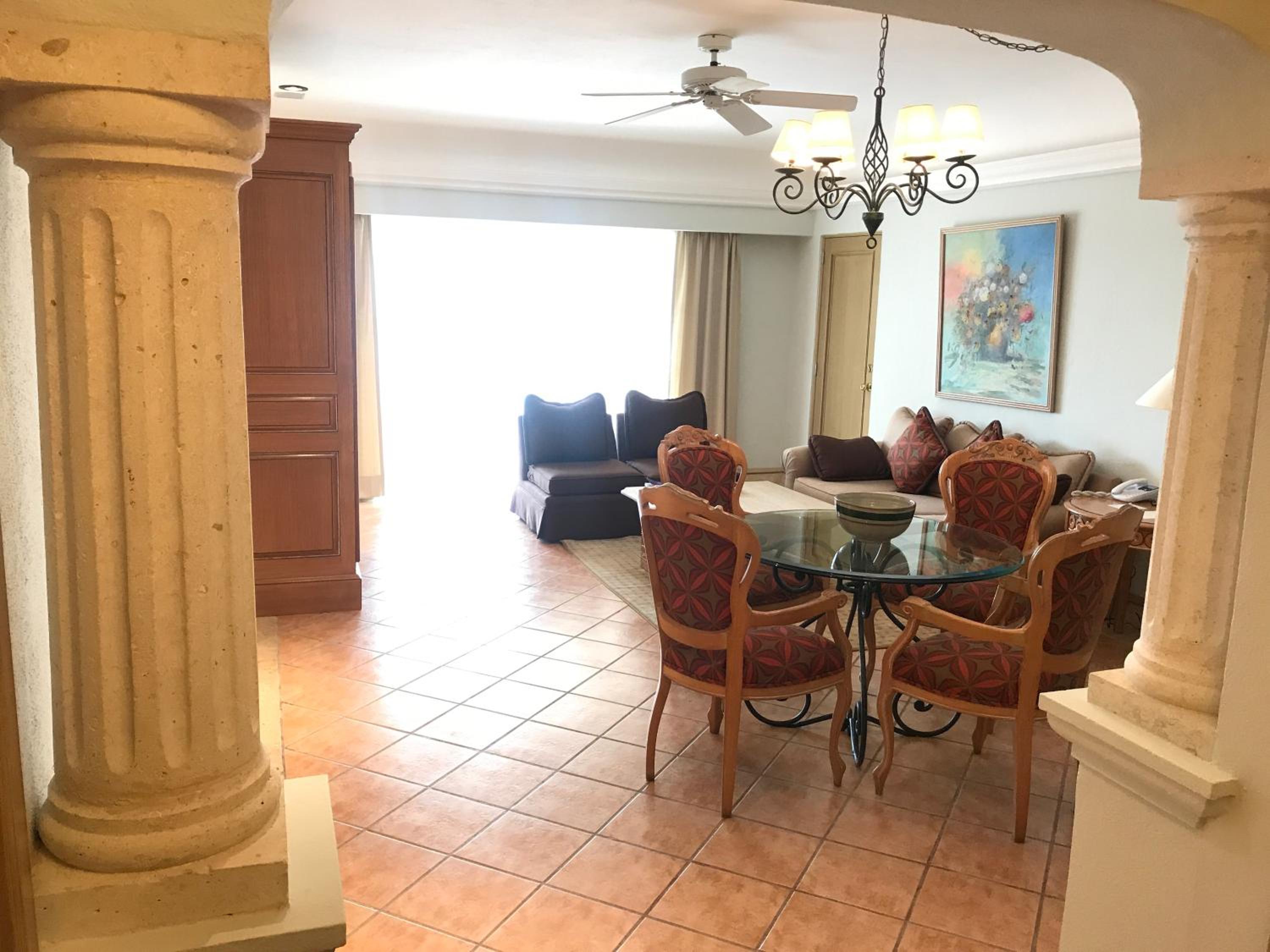 Parlor Suite All Inclusive - Photo 4