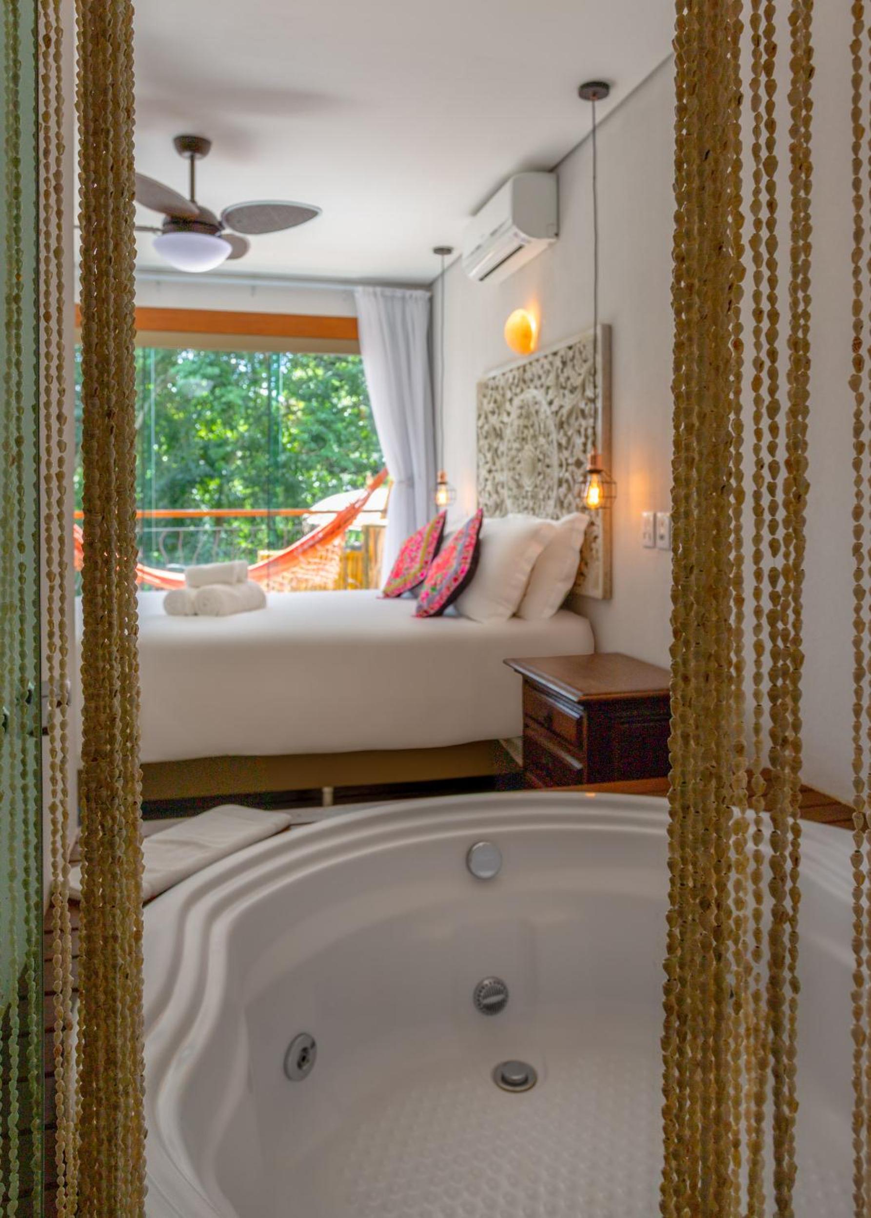 Quadruple Luxury Room with Internal Spa Bath - Photo 2