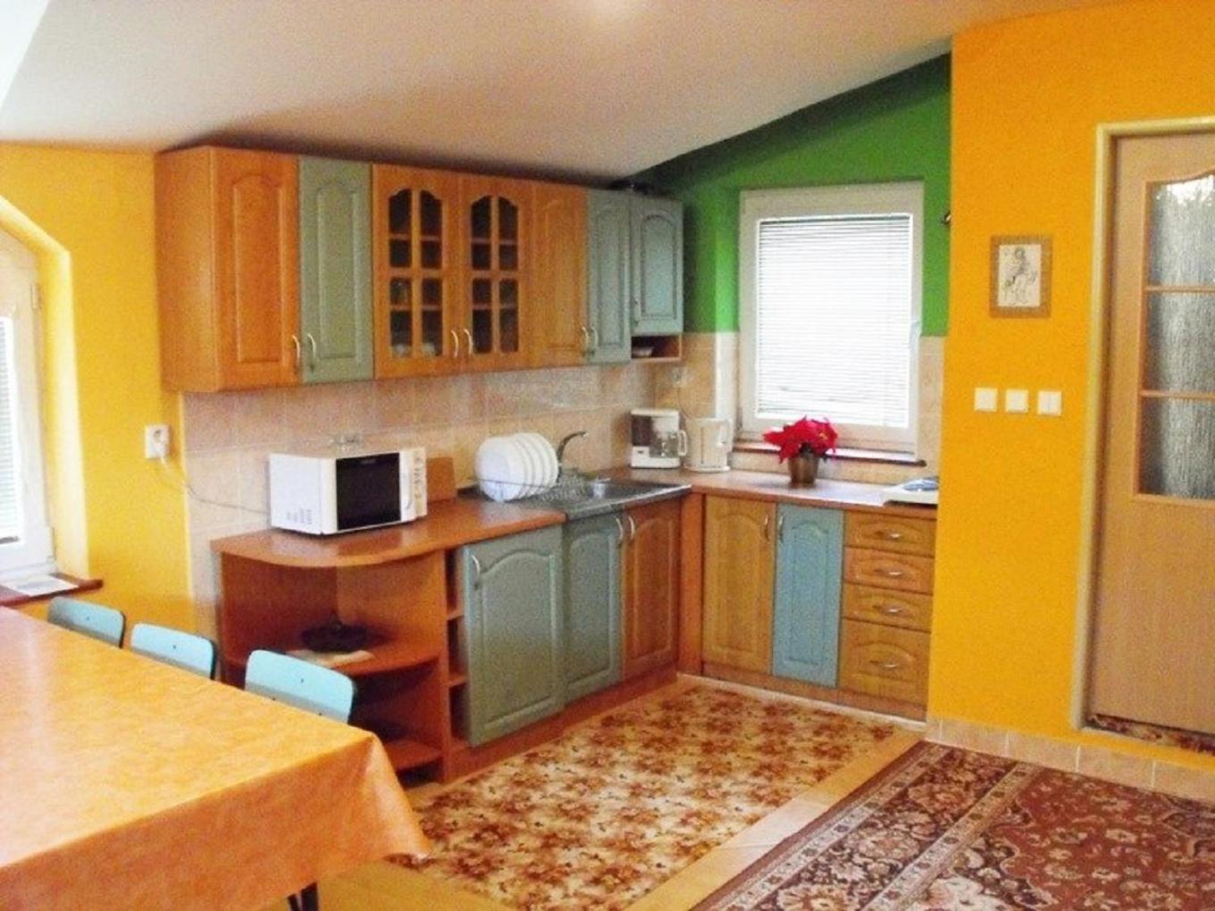 One-Bedroom Apartment - Photo 6