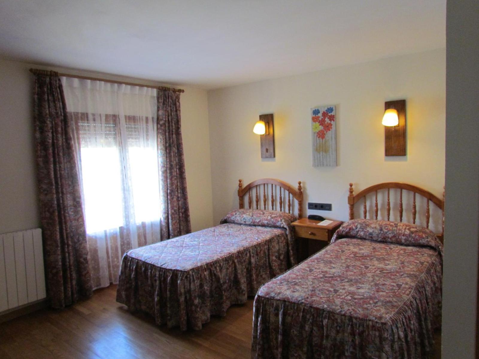 Habitación Doble Estándar con Vista a la Montaña