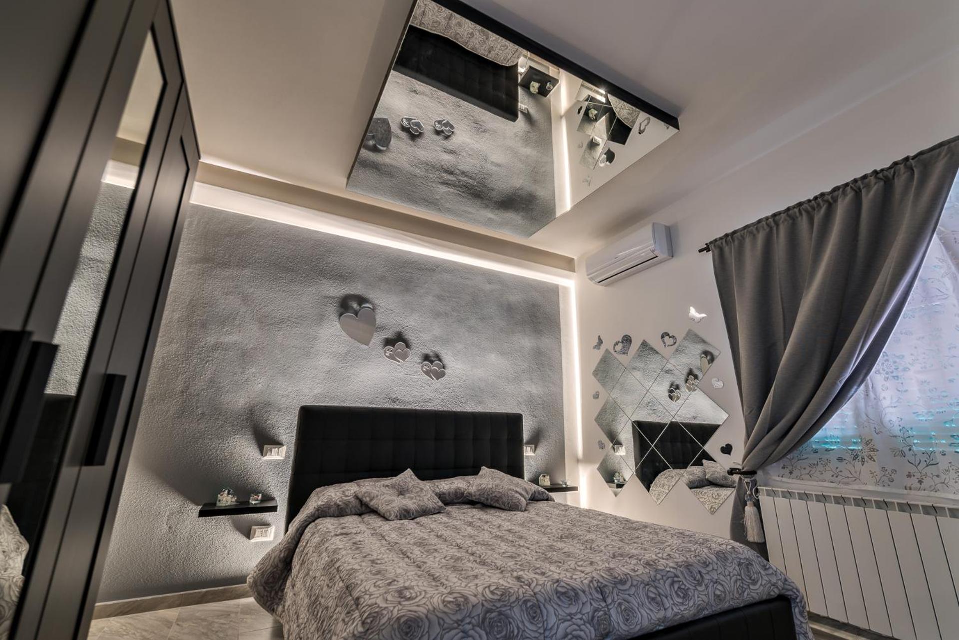 Deluxe Queen Room Without Spa Bath photo 2
