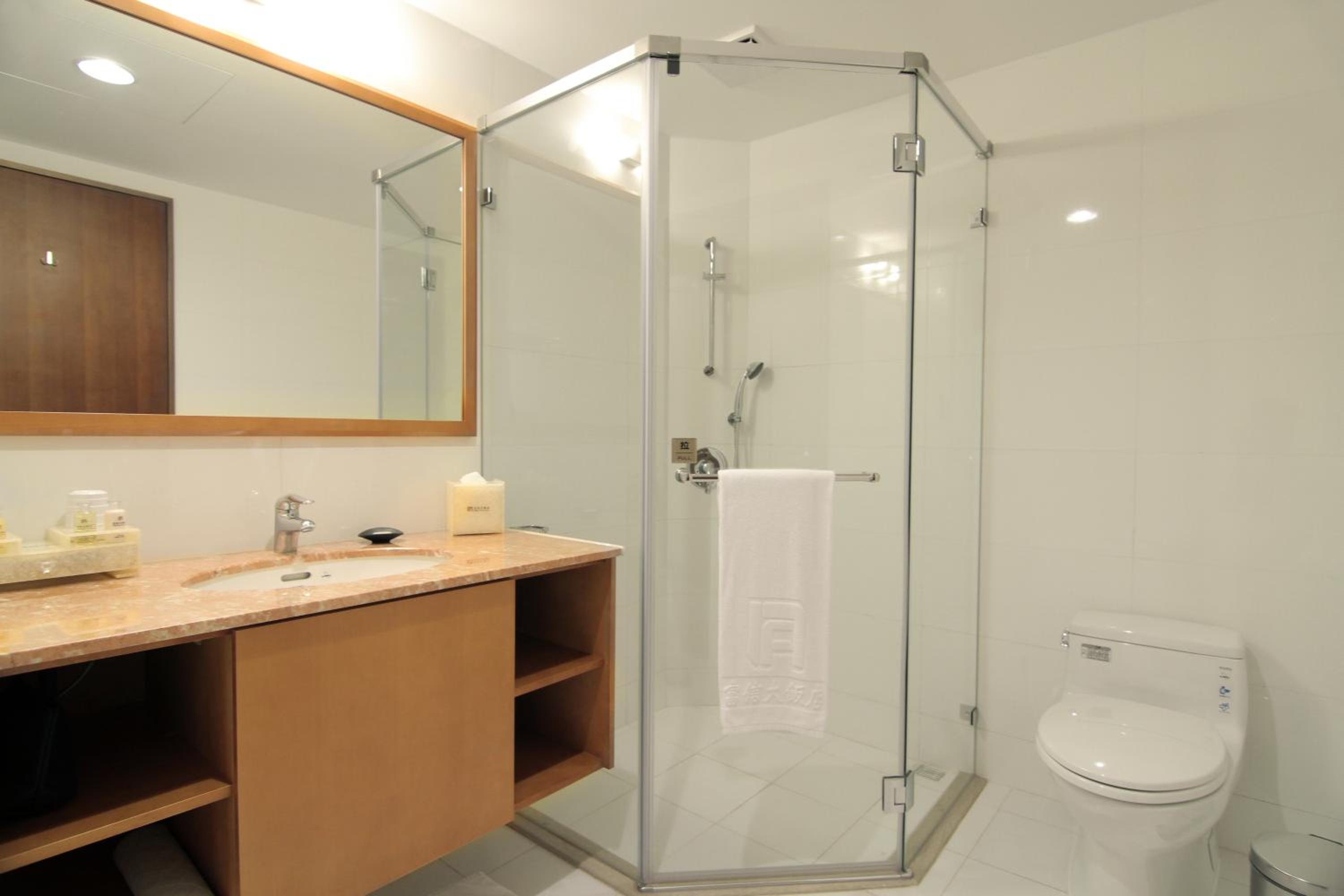 Superior Twin Room - Photo 8
