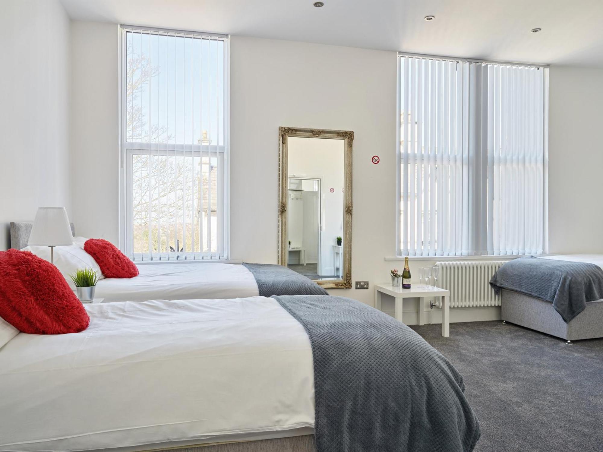 Deluxe Family Room