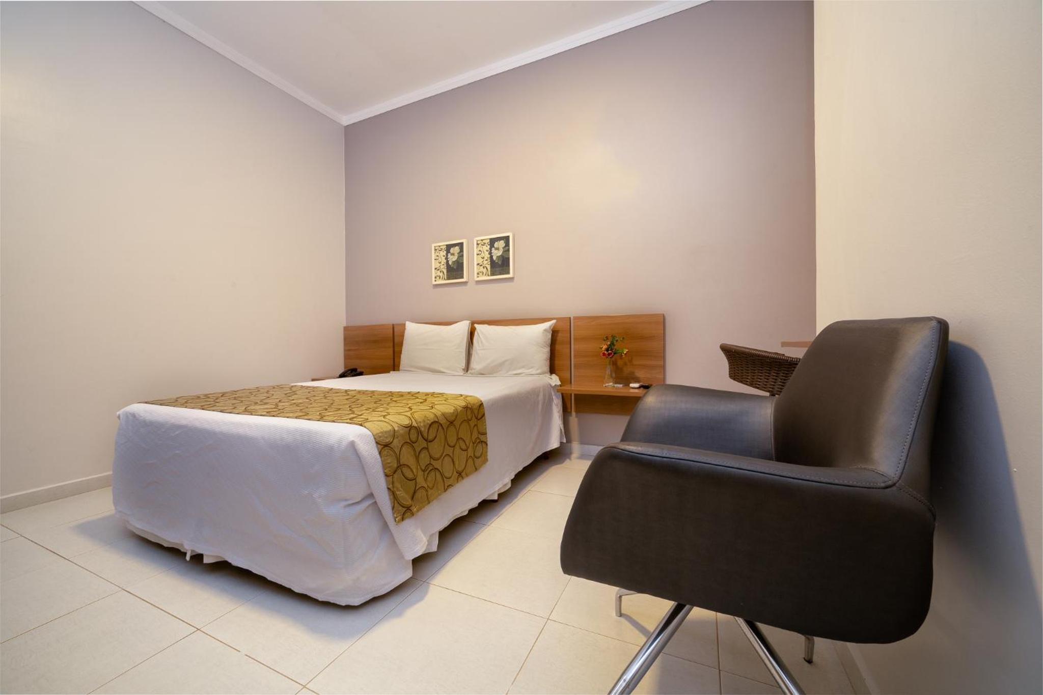 Standard Double or Twin Room photo 2