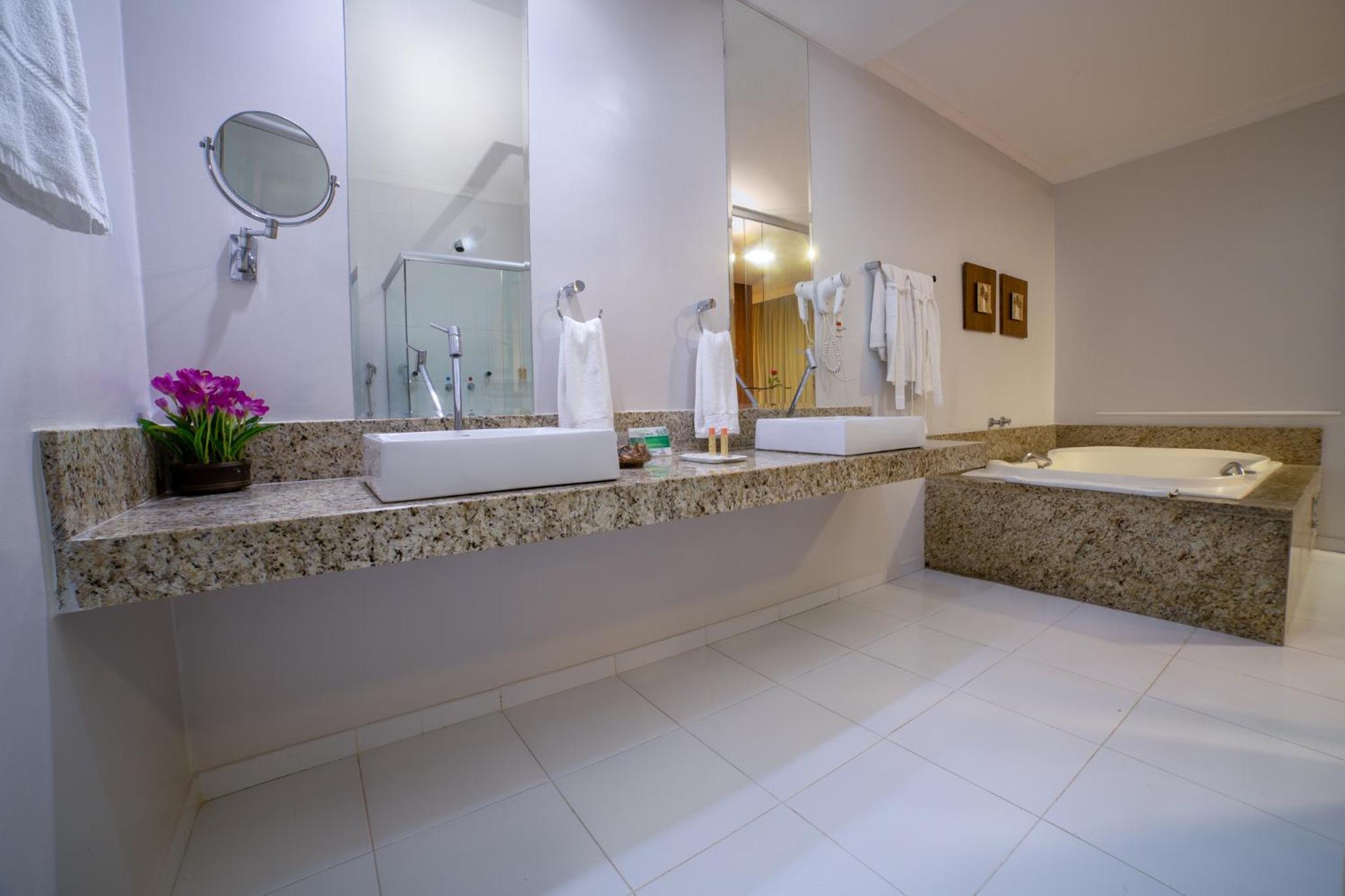 Master Suite photo 2