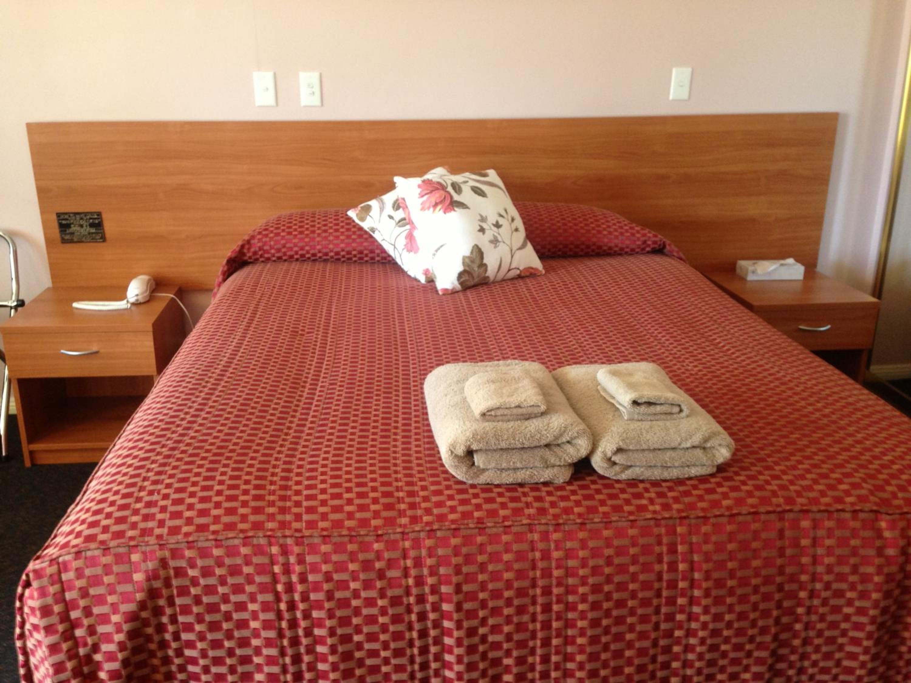 Queen Room photo 3