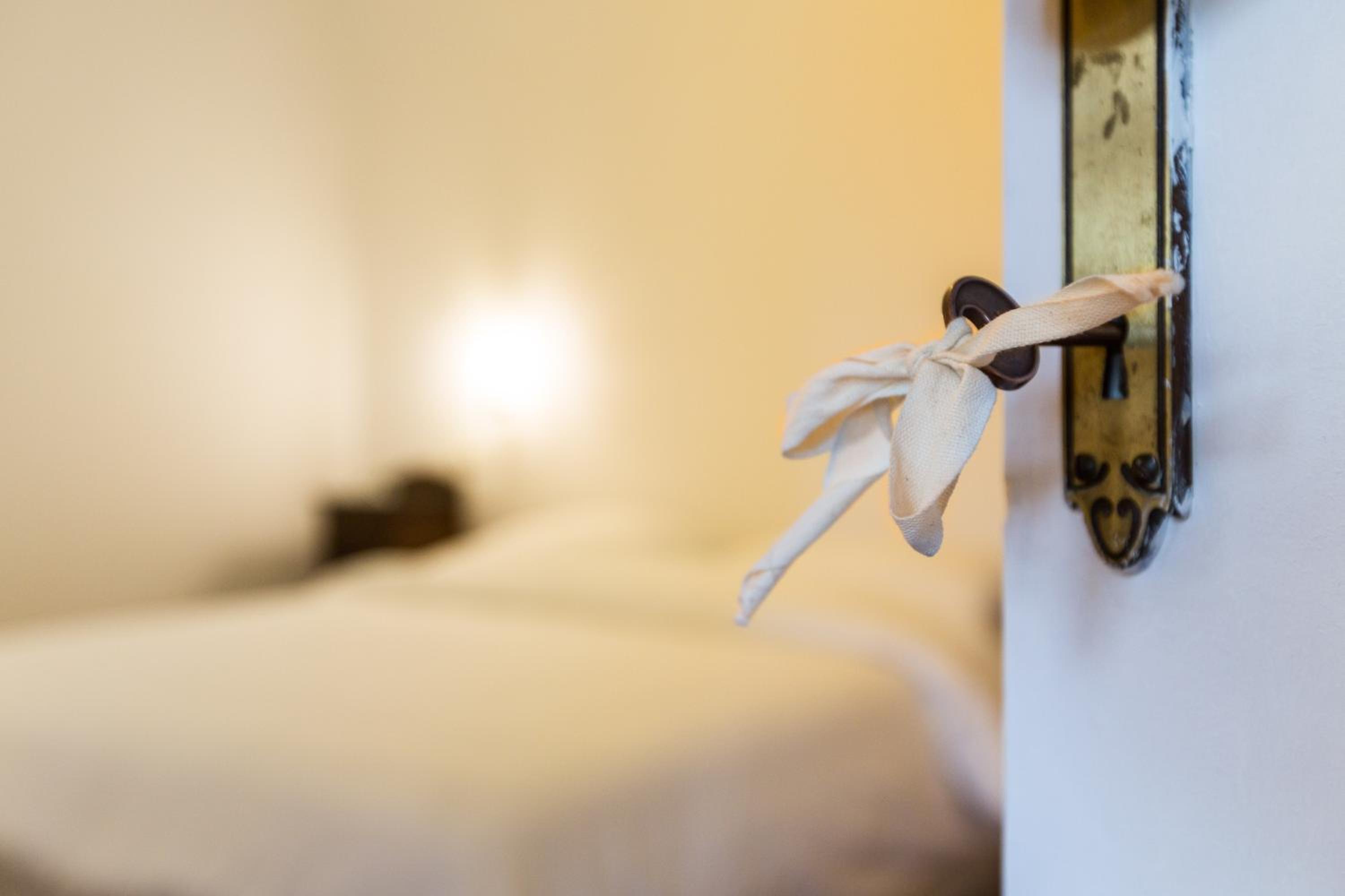 Deluxe Room - Photo 7