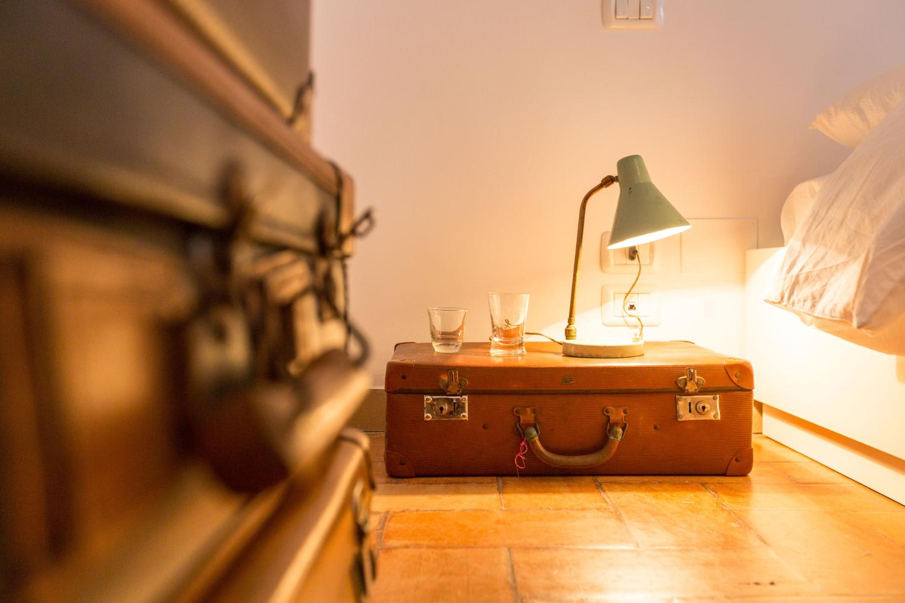 Deluxe Family Suite - Photo 8