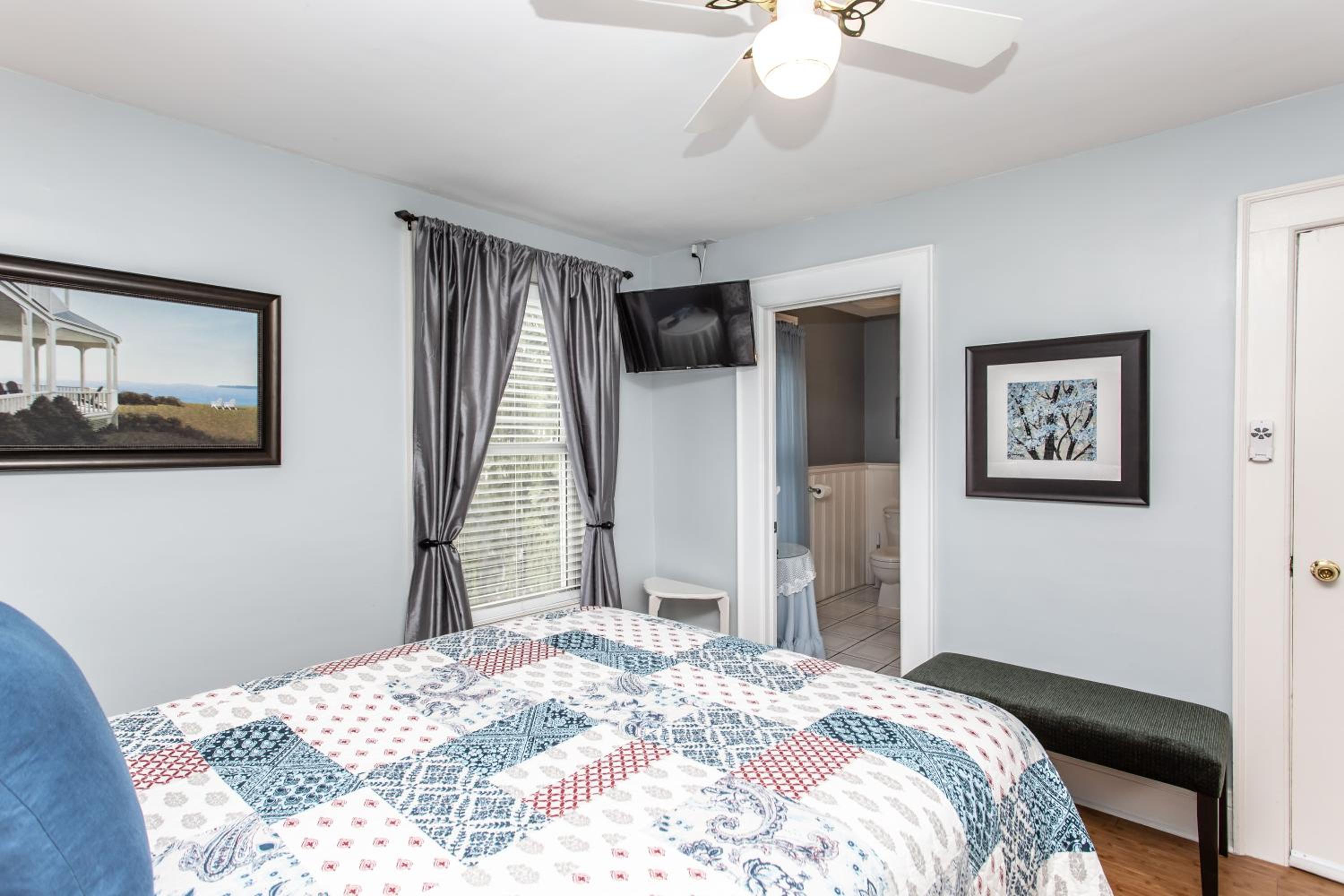 Superior Queen Room - Blue Room photo 3