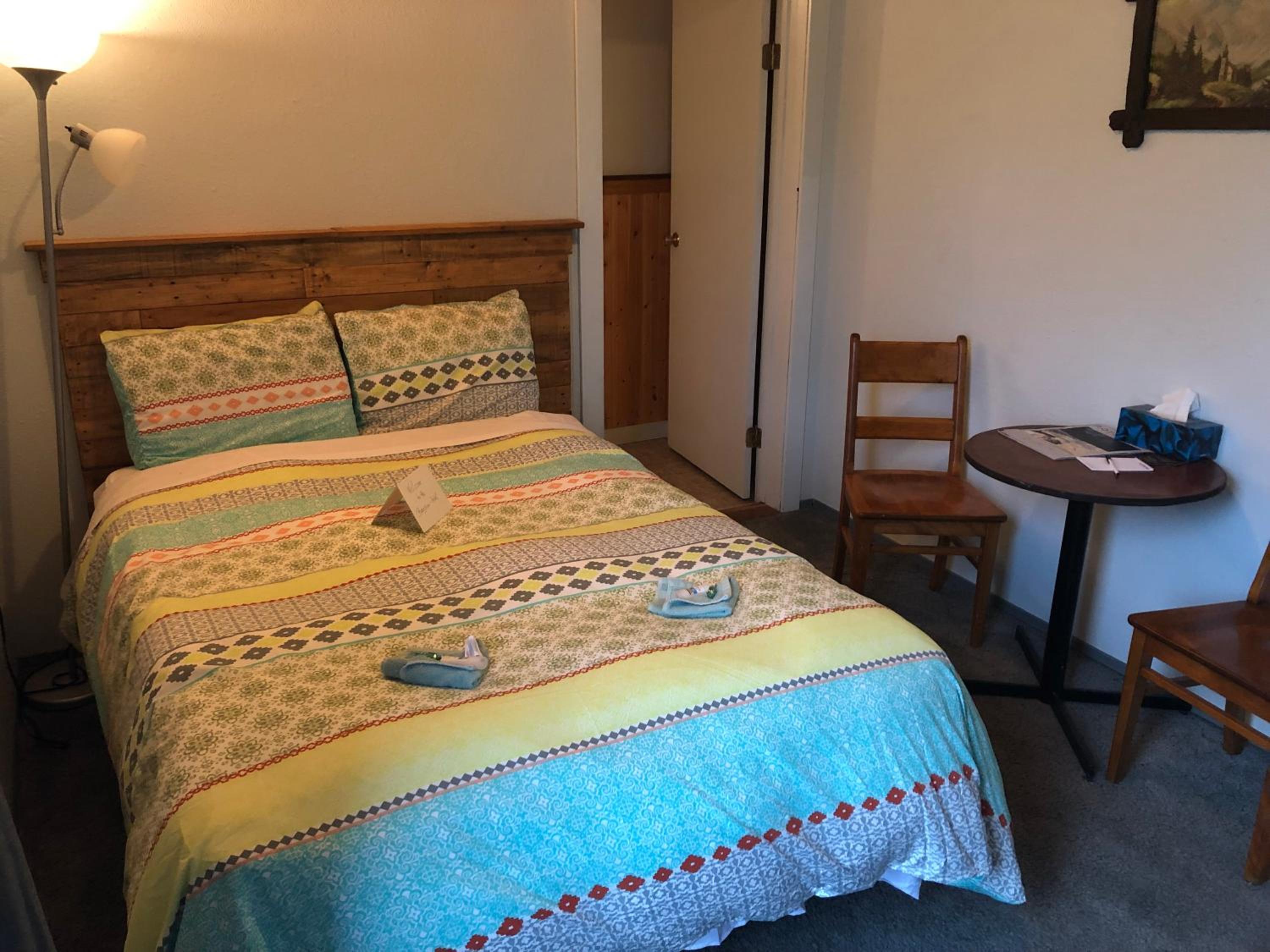 Double Room - Photo 5