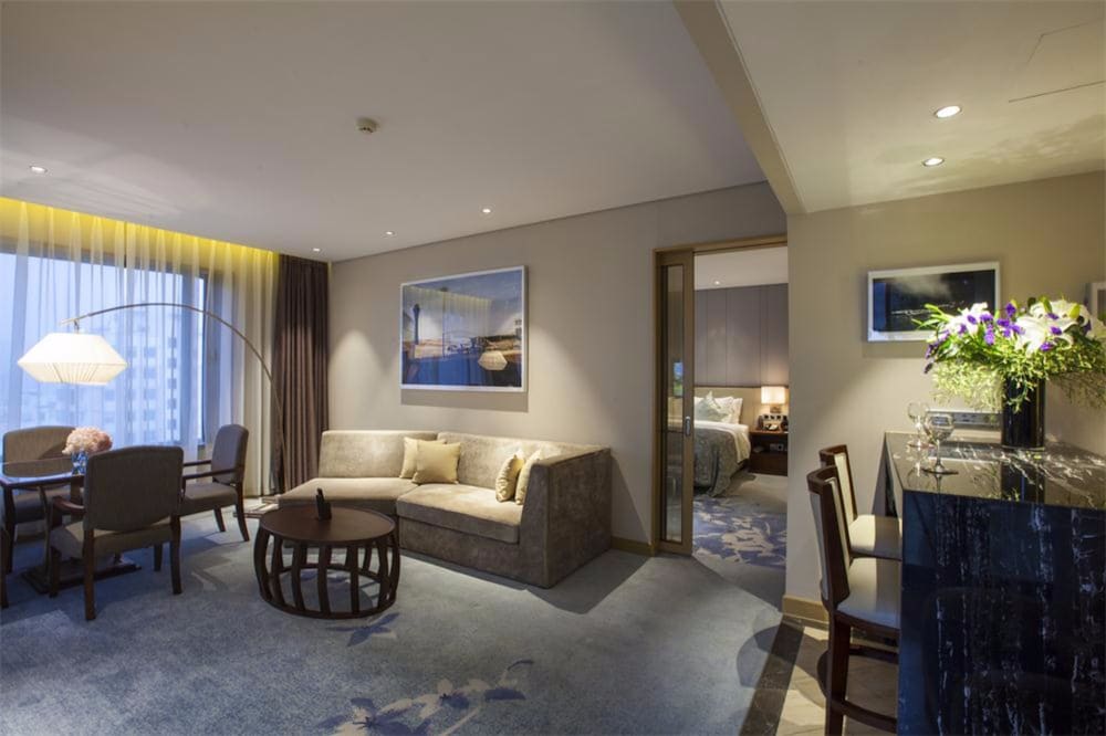 Deluxe Suite photo 1