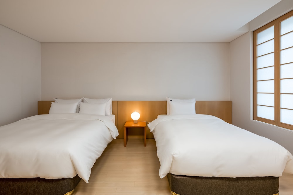 Deluxe Double Room - Photo 5