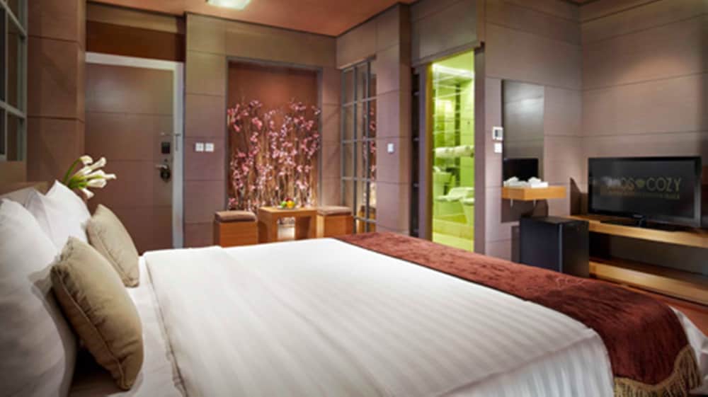 Deluxe Room - Photo 3