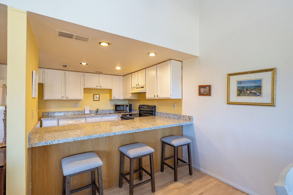 Condo photo 3