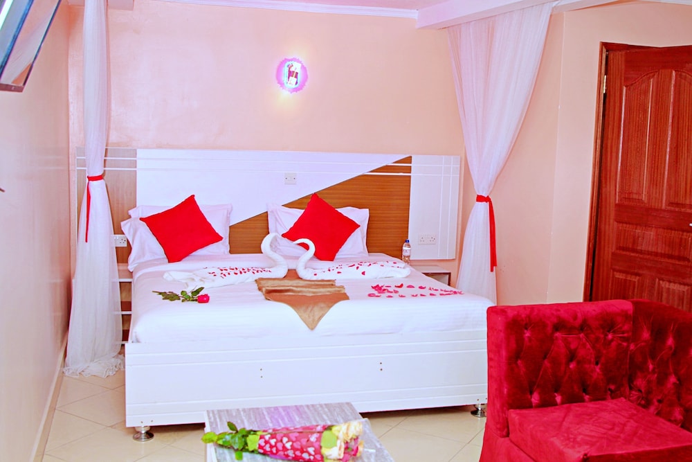 Basic Double Room photo 3