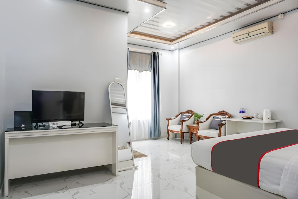Standard Suite - Photo 6