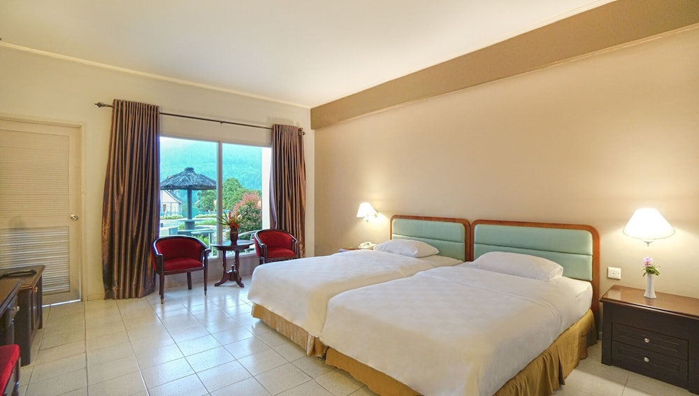 Superior Twin Room photo 3