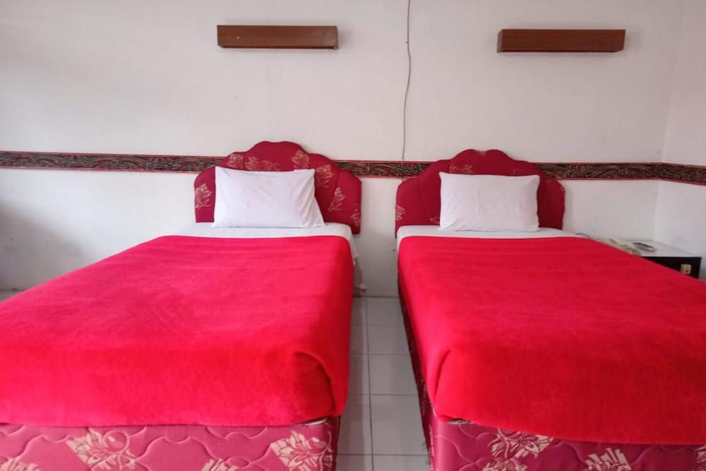 Standard Twin Room photo 2